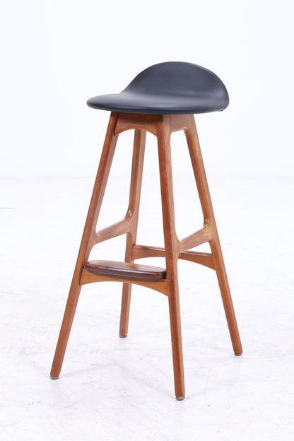 1v4 Vintage Barhocker OD61 von Erik Buch | Mid Century Sitzhocker Leder Oddense Maskinsnedkeri A / S | Retro Barstuhl 60er Danish Design