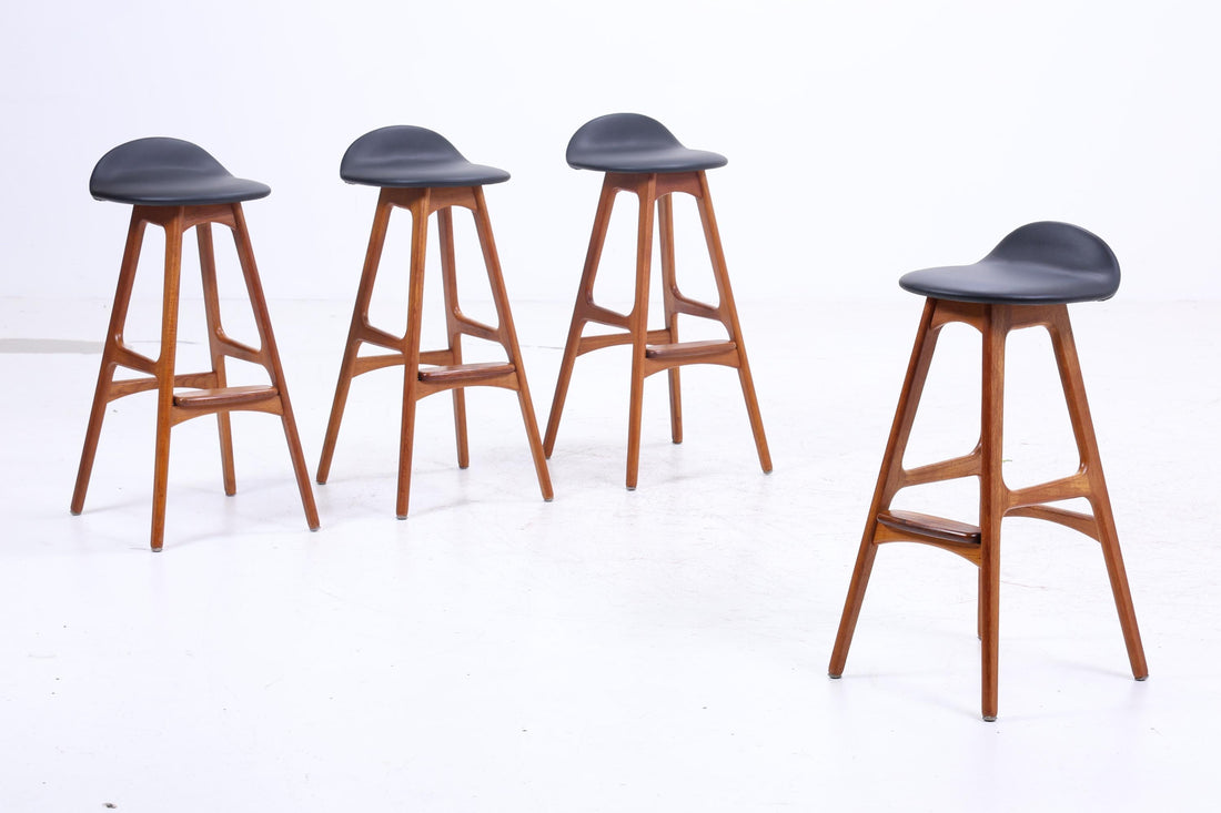 1v4 Vintage Barhocker OD61 von Erik Buch | Mid Century Sitzhocker Leder Oddense Maskinsnedkeri A / S | Retro Barstuhl 60er Danish Design