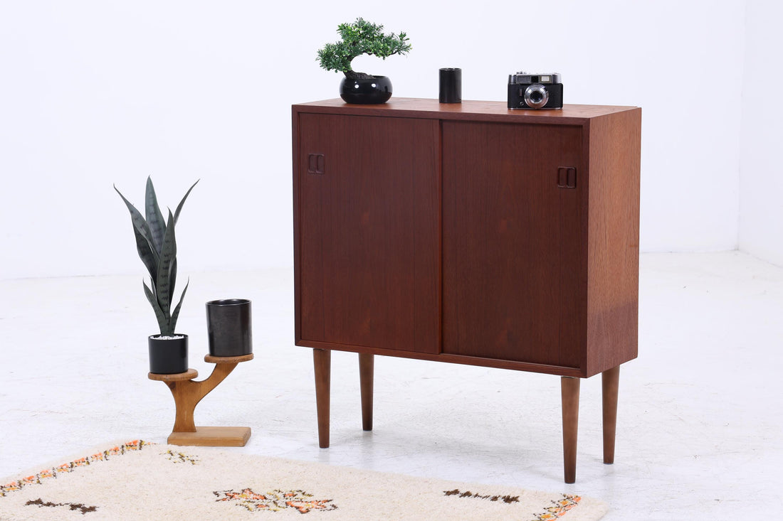 Wundervolle Teak Mid Century Kommode von Poul Cadovius | Vintage Schiebetüren Schrank Holz Aufbewahrung 60er Jahre