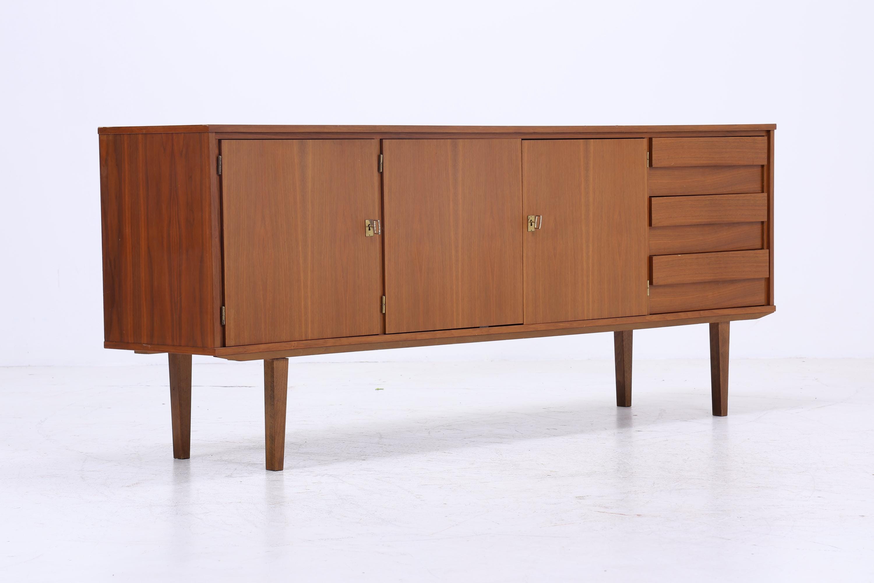 Vintage Nussbaum Sideboard 60er Jahre | Mid Century TV Board mit Schubladen &amp; Fächern Holz Aufbewahrung Anrichte