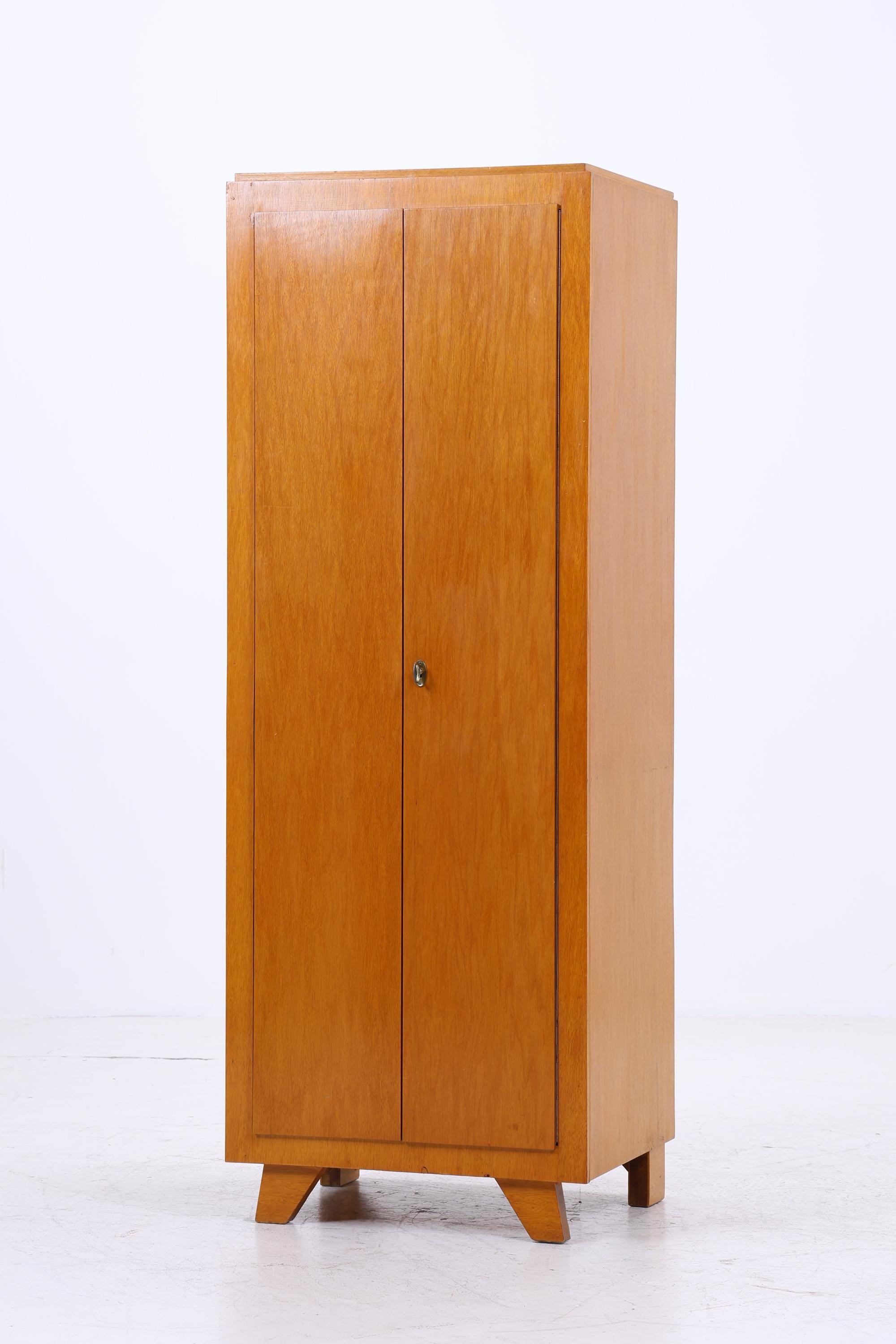 Schmaler Vintage Kleiderschrank | Mid Century Wäscheschrank | 60er Jahre Schrank | mit 1 Kleiderstange