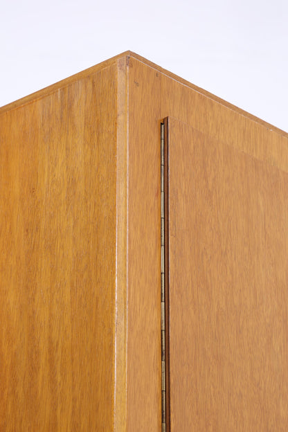 Schmaler Vintage Kleiderschrank | Mid Century Wäscheschrank | 60er Jahre Schrank | mit 1 Kleiderstange