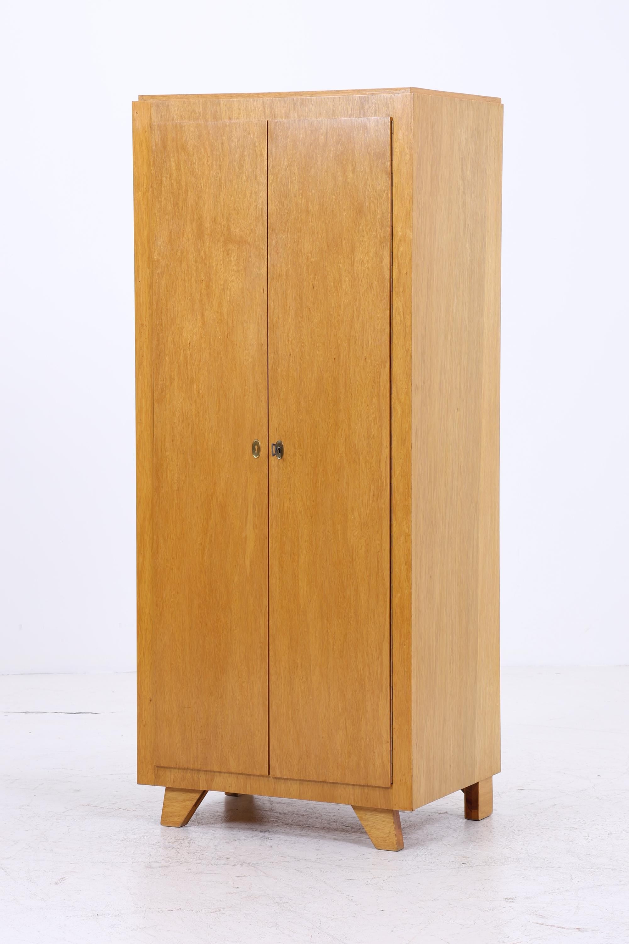 Schmaler Vintage Kleiderschrank | Mid Century Wäscheschrank | 60er Jahre Schrank | mit 1 Kleiderstange