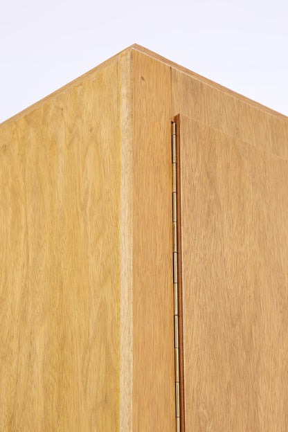 Schmaler Vintage Kleiderschrank | Mid Century Wäscheschrank | 60er Jahre Schrank | mit 1 Kleiderstange