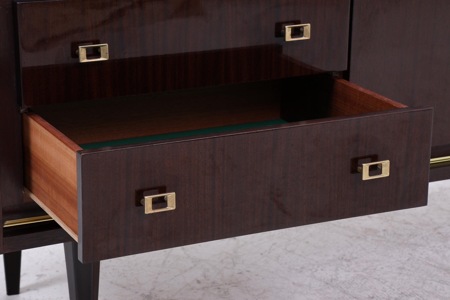 Vintage Hochglanz Lowboard 60er Jahre | Mid Century Sideboard Anrichte mit Schubladen, Fächern Retro Holz Aufbewahrung