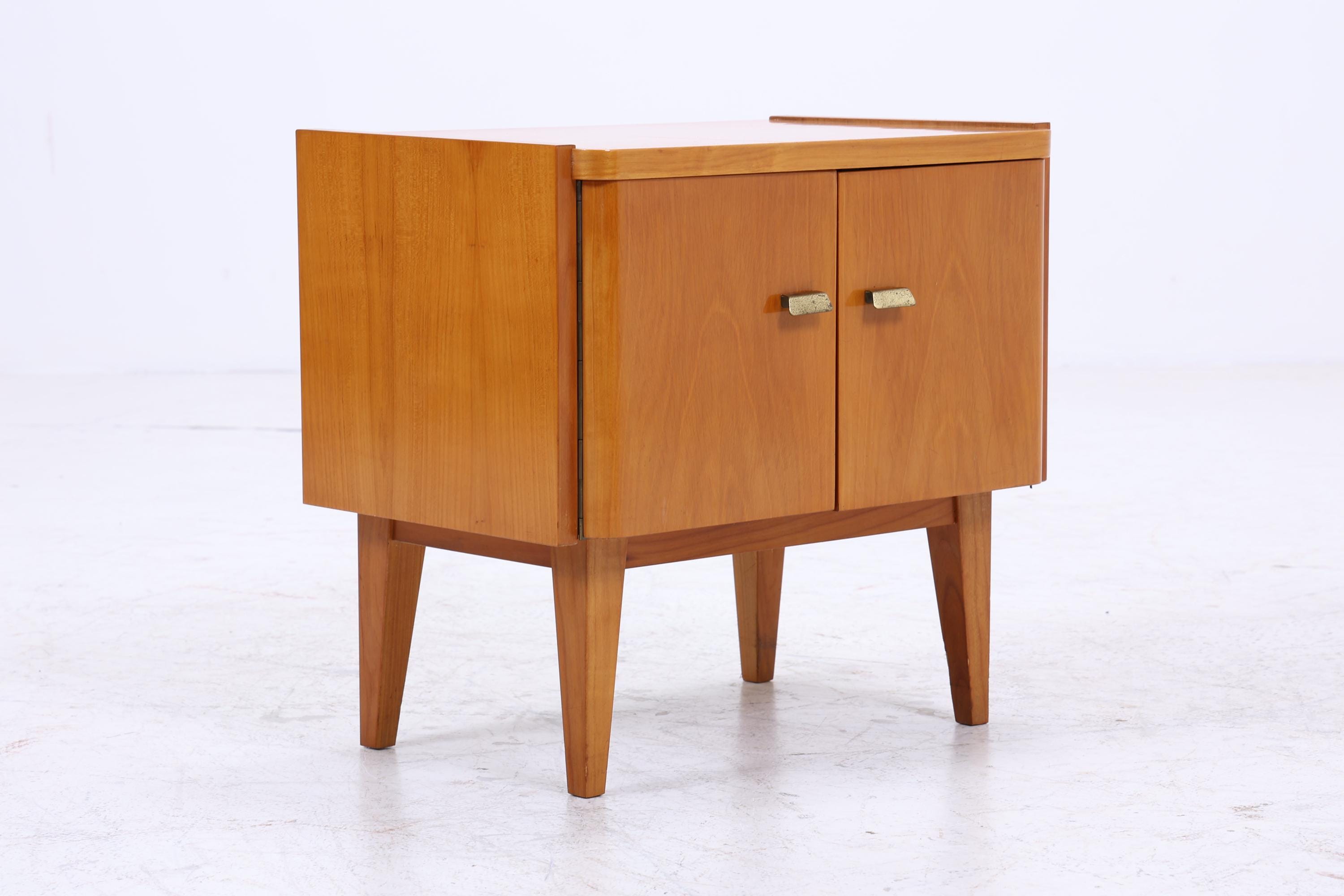 2er Set Vintage Nachttische der 60er | Mid Century Mini Kommode | Stilvolle Holz Aufbewahrung Schlafzimmer Beige