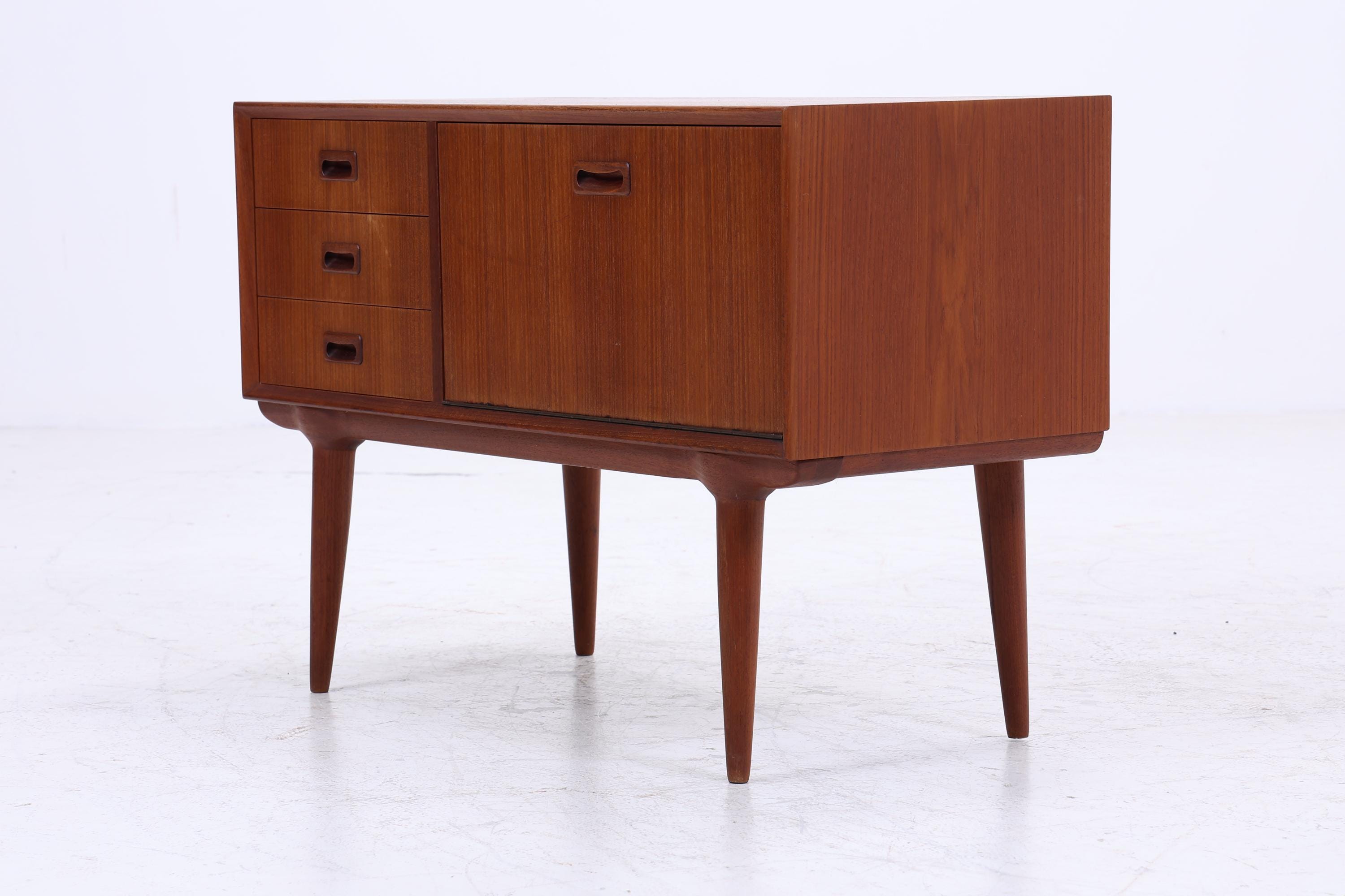 Kleine Vintage Teak Schubladen Kommode von Omann Jun | Mid Century Danish Design Lowboard Holz Aufbewahrung 60er Jahre Schrank