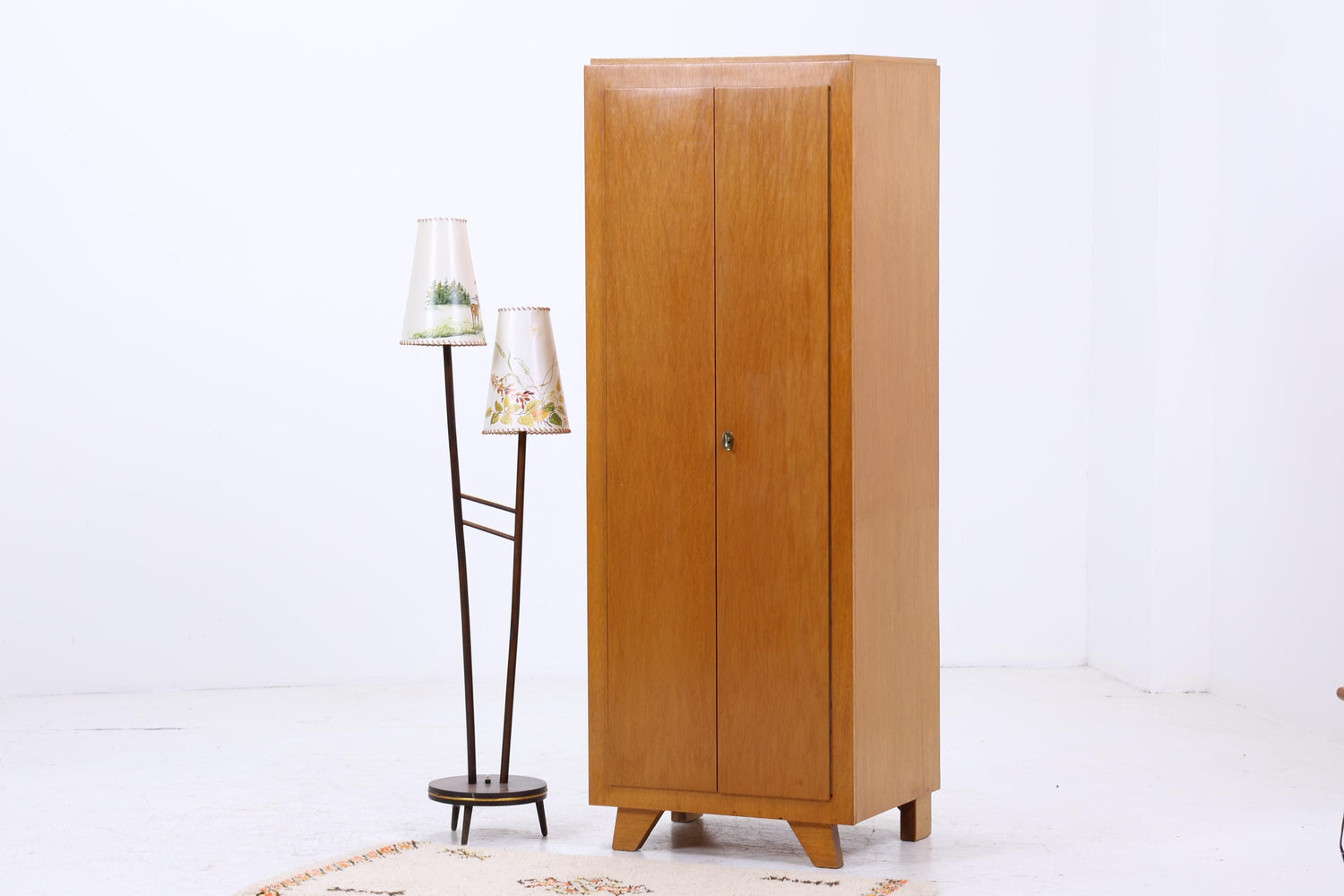 Schmaler Vintage Kleiderschrank | Mid Century Wäscheschrank | 60er Jahre Schrank | mit 1 Kleiderstange