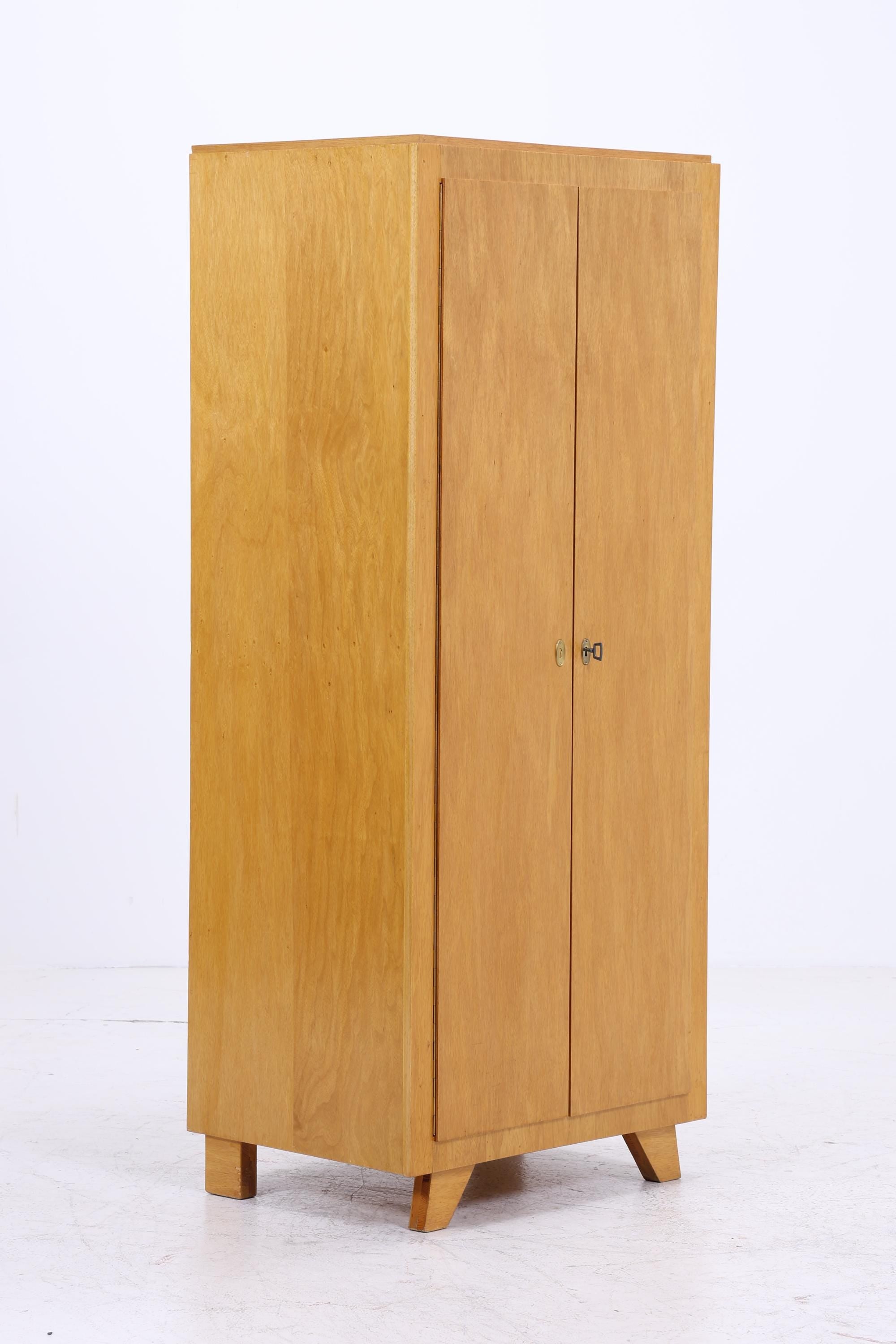 Schmaler Vintage Kleiderschrank | Mid Century Wäscheschrank | 60er Jahre Schrank | mit 1 Kleiderstange
