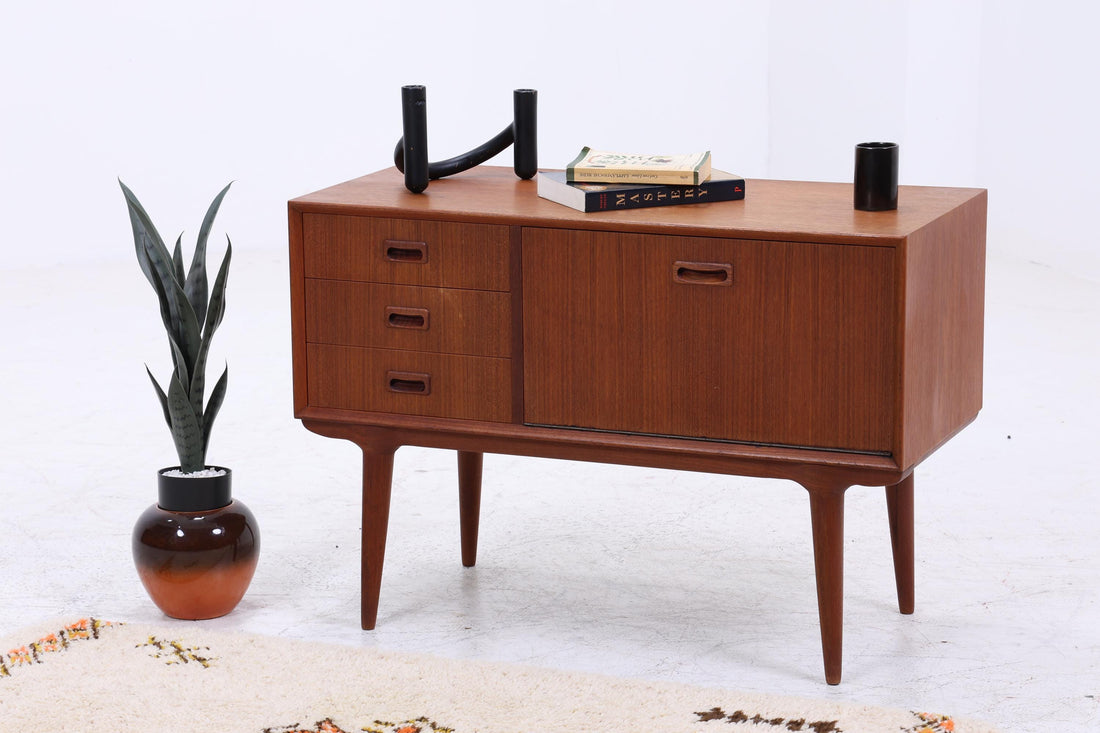 Kleine Vintage Teak Schubladen Kommode von Omann Jun | Mid Century Danish Design Lowboard Holz Aufbewahrung 60er Jahre Schrank