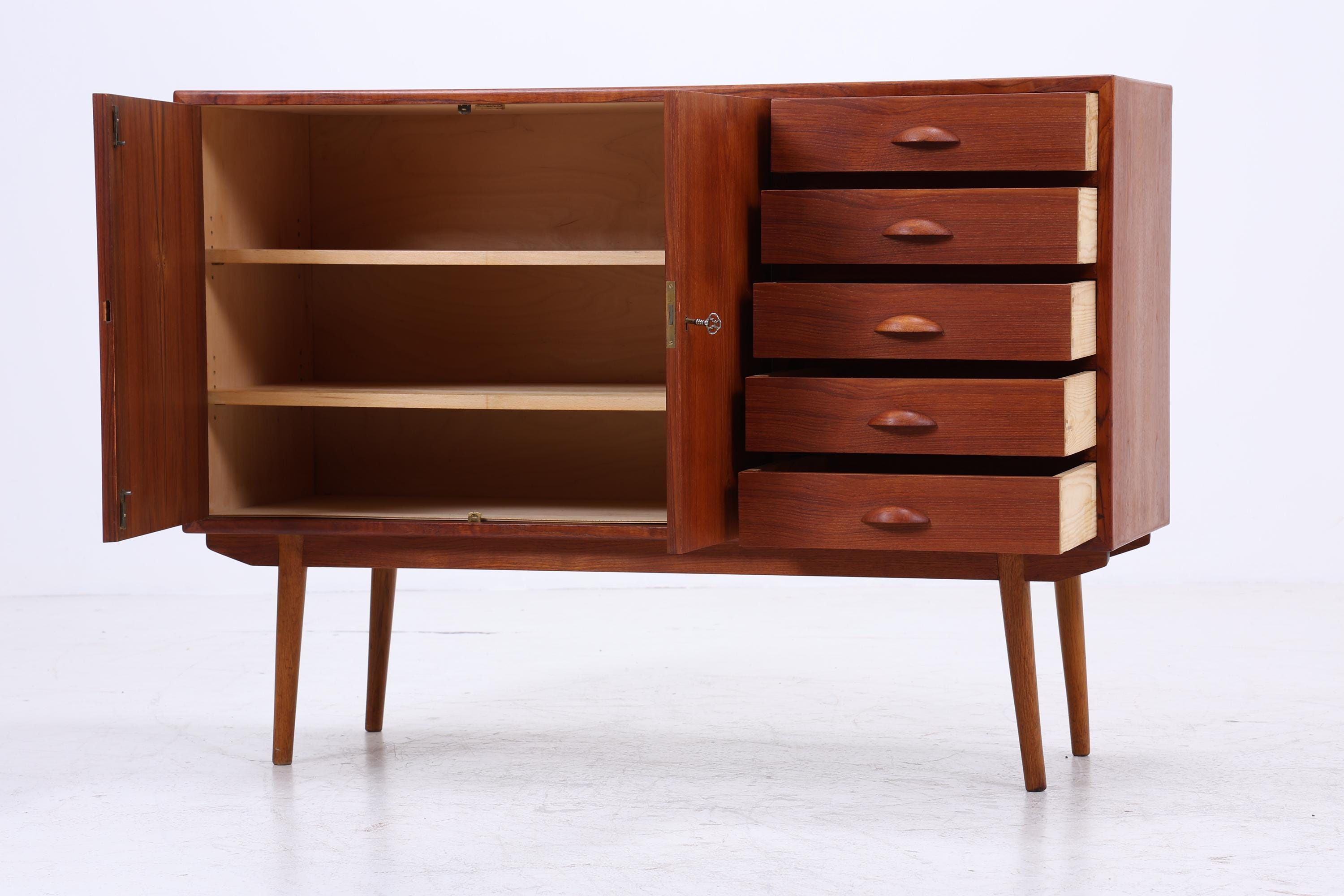 Vintage Teak Sideboard 60er Jahre Danish Design | Mid Century TV Board mit Schubladen &amp; Fächern Retro Holz Aufbewahrung