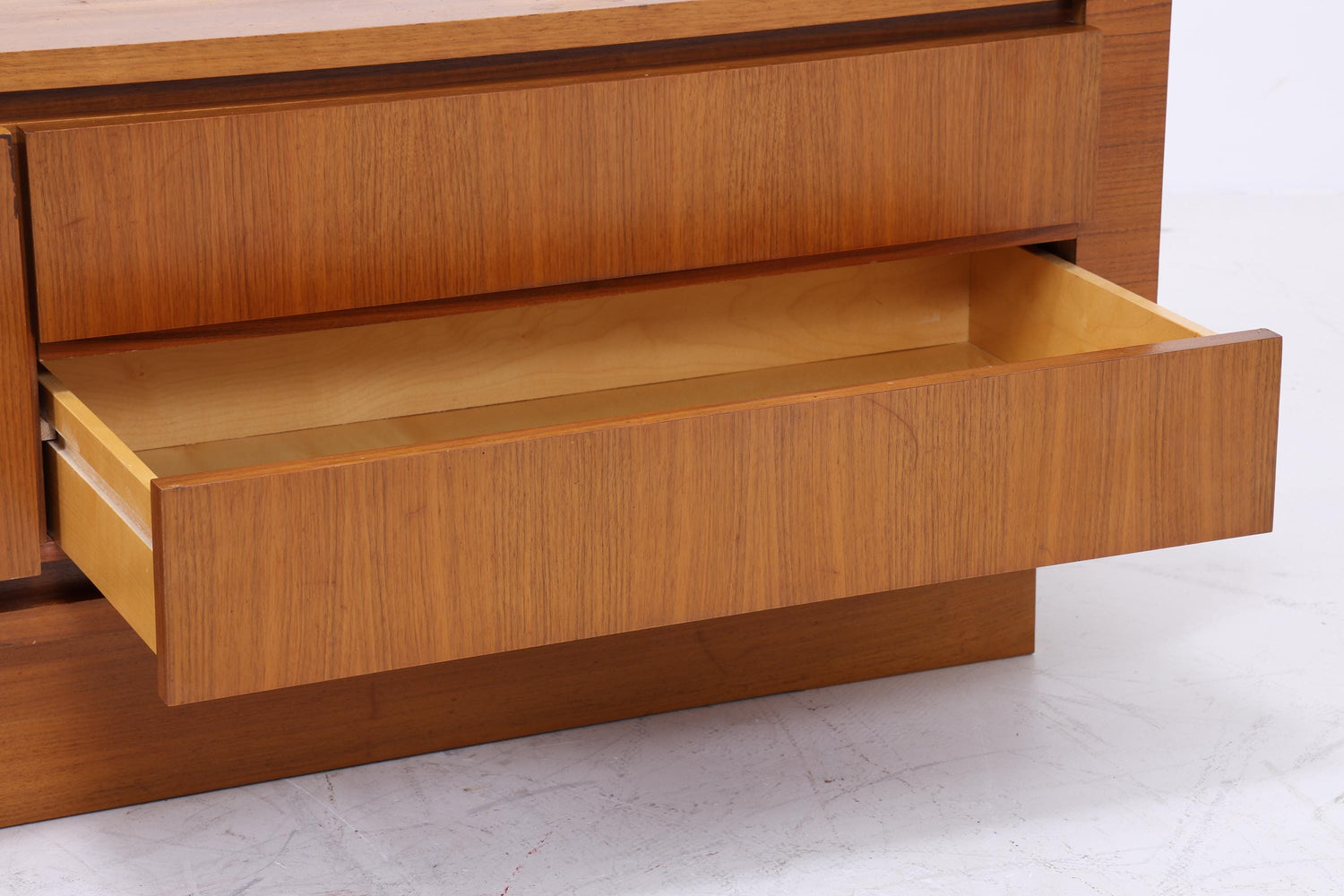 Vintage Teak Lowboard 60er Jahre | Mid Century Sideboard mit Schubladen &amp; Fächern Holz Aufbewahrung