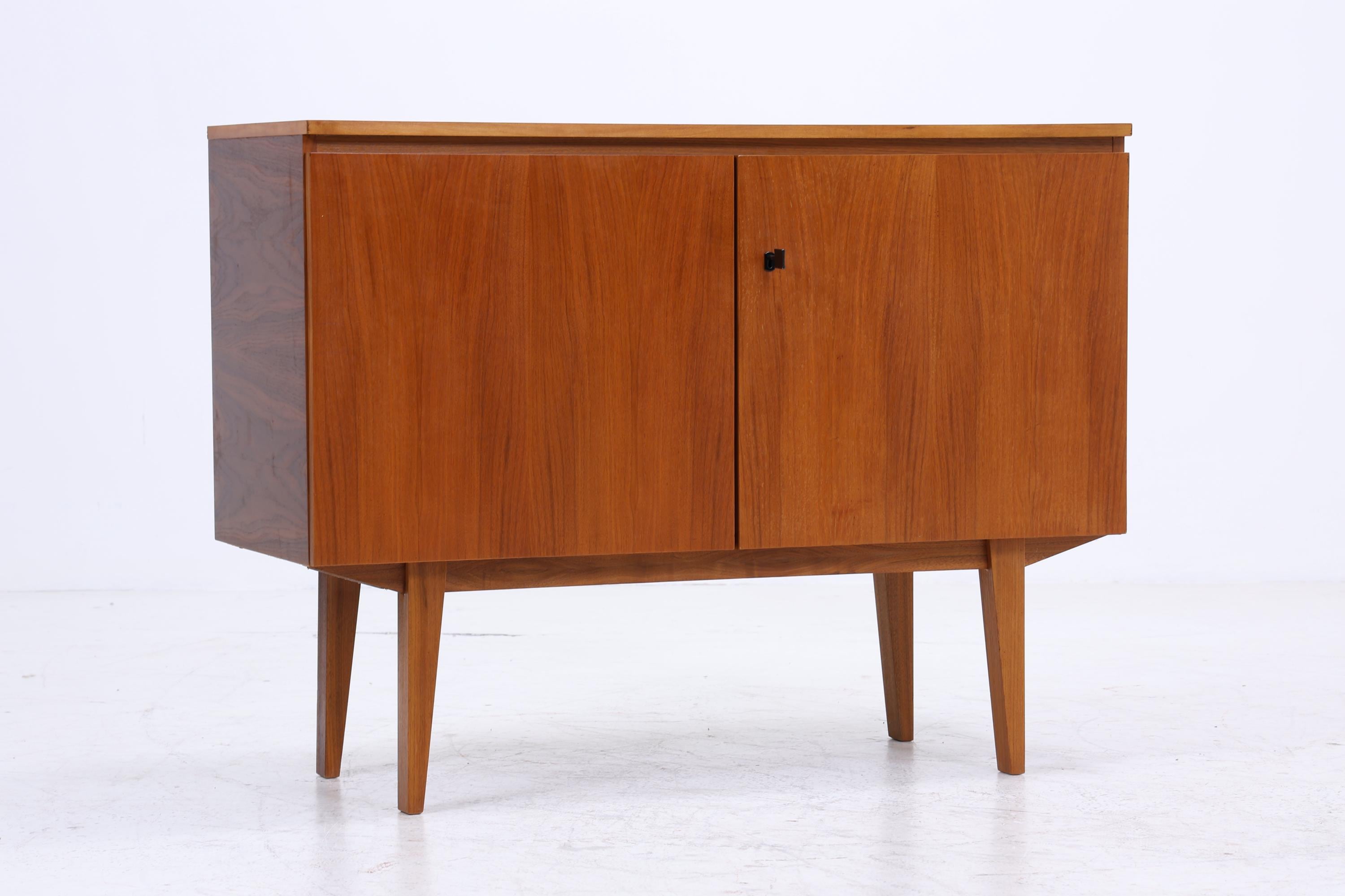 Wundervolle Vintage Kommode 60er | Mid Century Schrank | Kleine Anrichte Retro Holz Aufbewahrung
