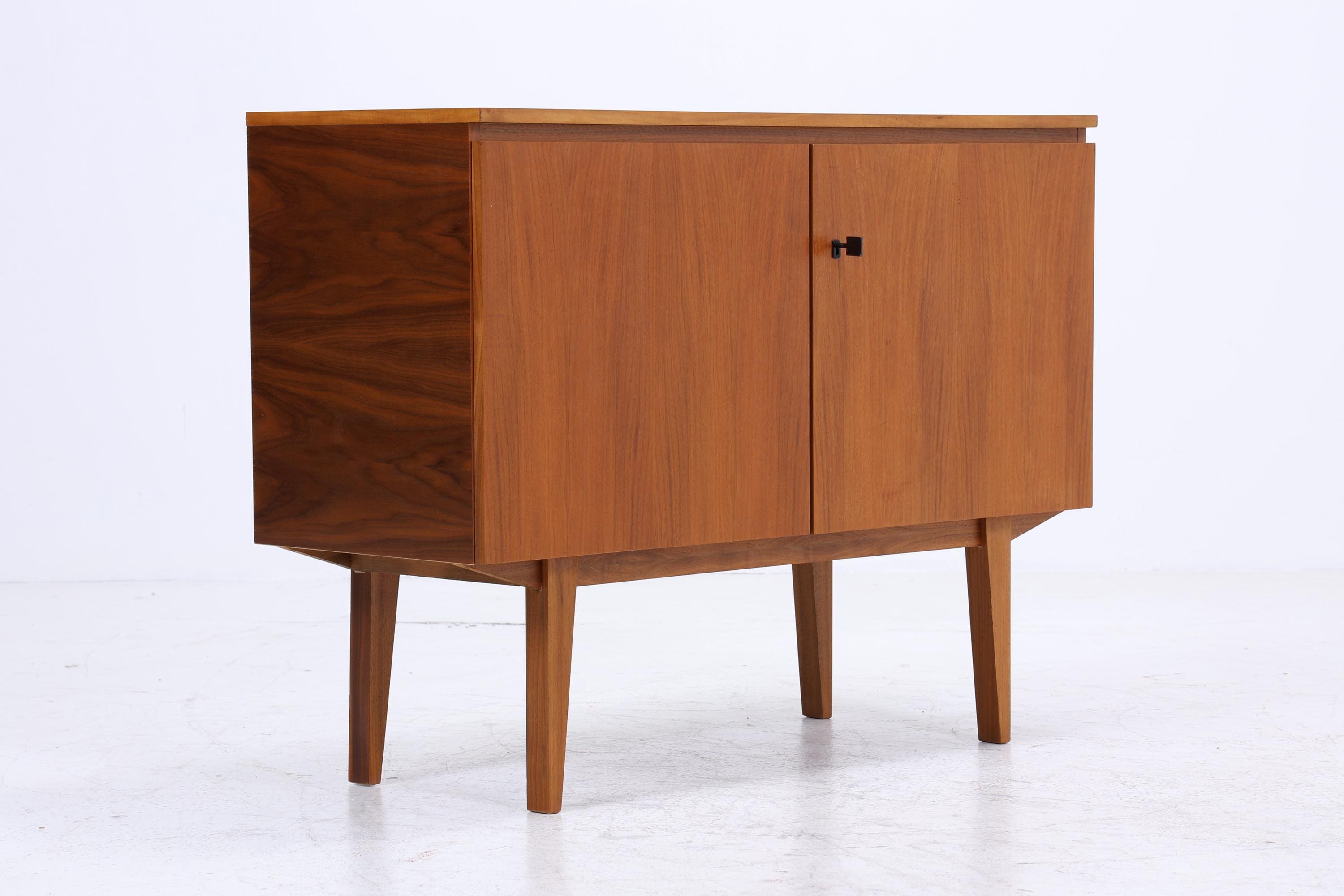 Wundervolle Vintage Kommode 60er | Mid Century Schrank | Kleine Anrichte Retro Holz Aufbewahrung