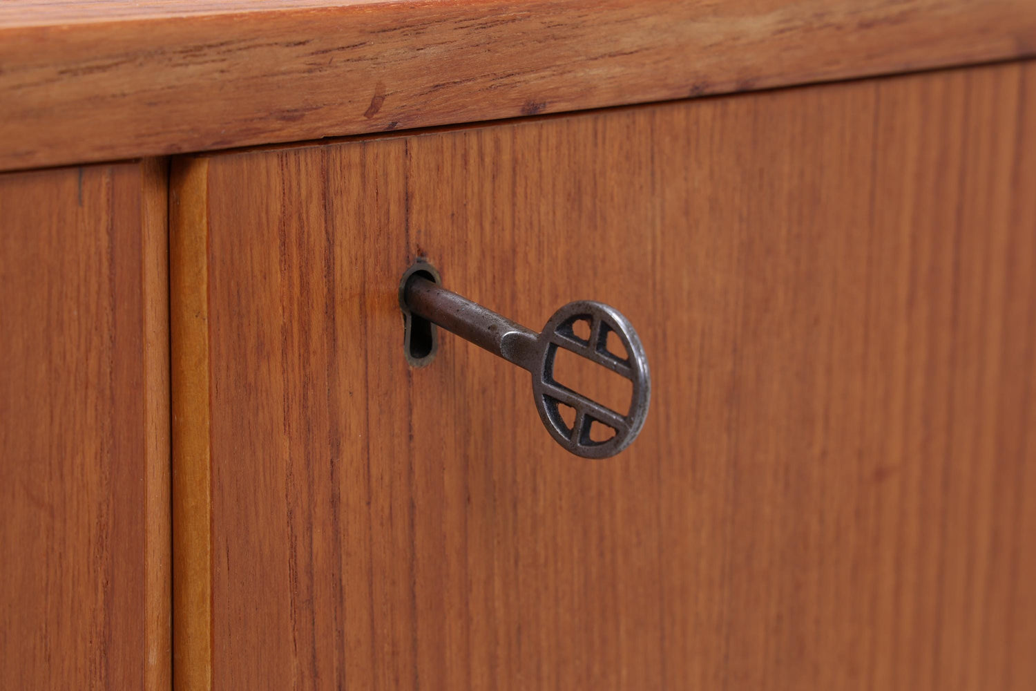 Vintage Teak Highboard 60er Jahre | Mid Century Sideboard Schrank Holz Aufbewahrung