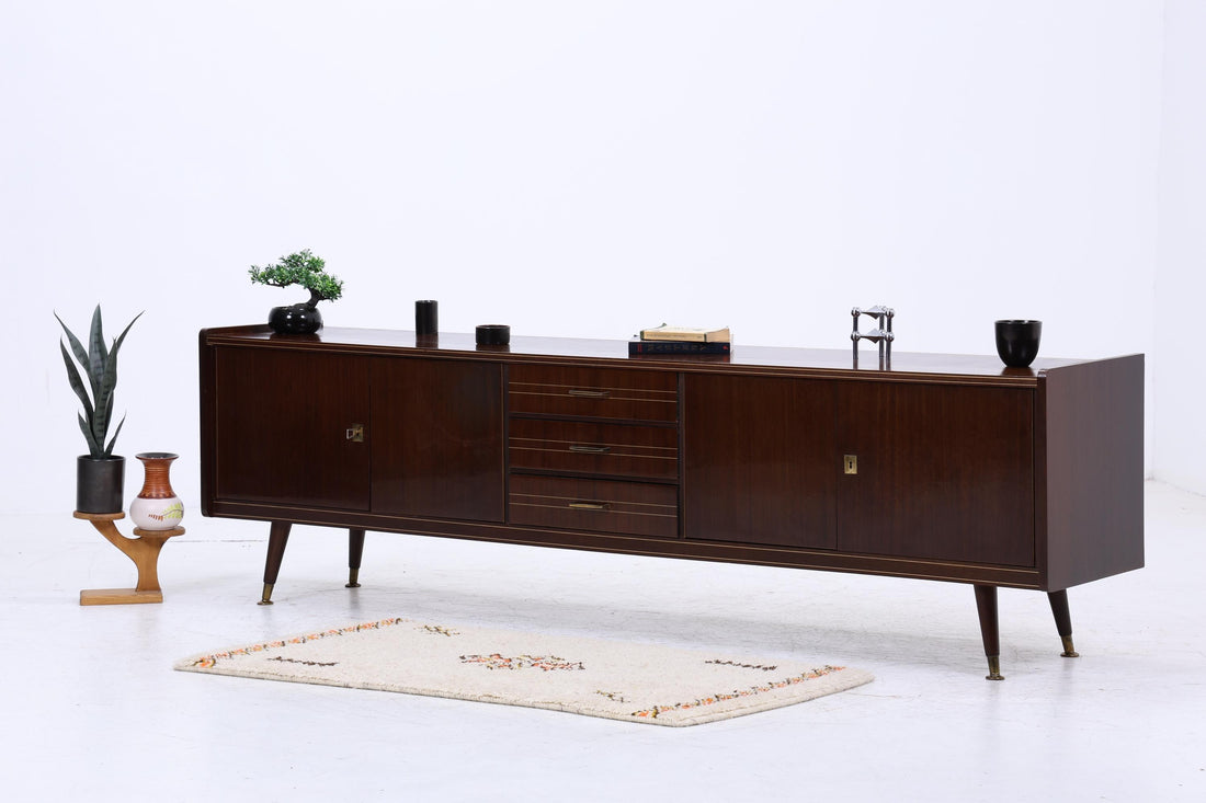Dunkles Vintage Hochglanz Sideboard 60er Jahre | Mid Century Lowboard Anrichte mit Schubladen, Fächern Retro Holz Aufbewahrung