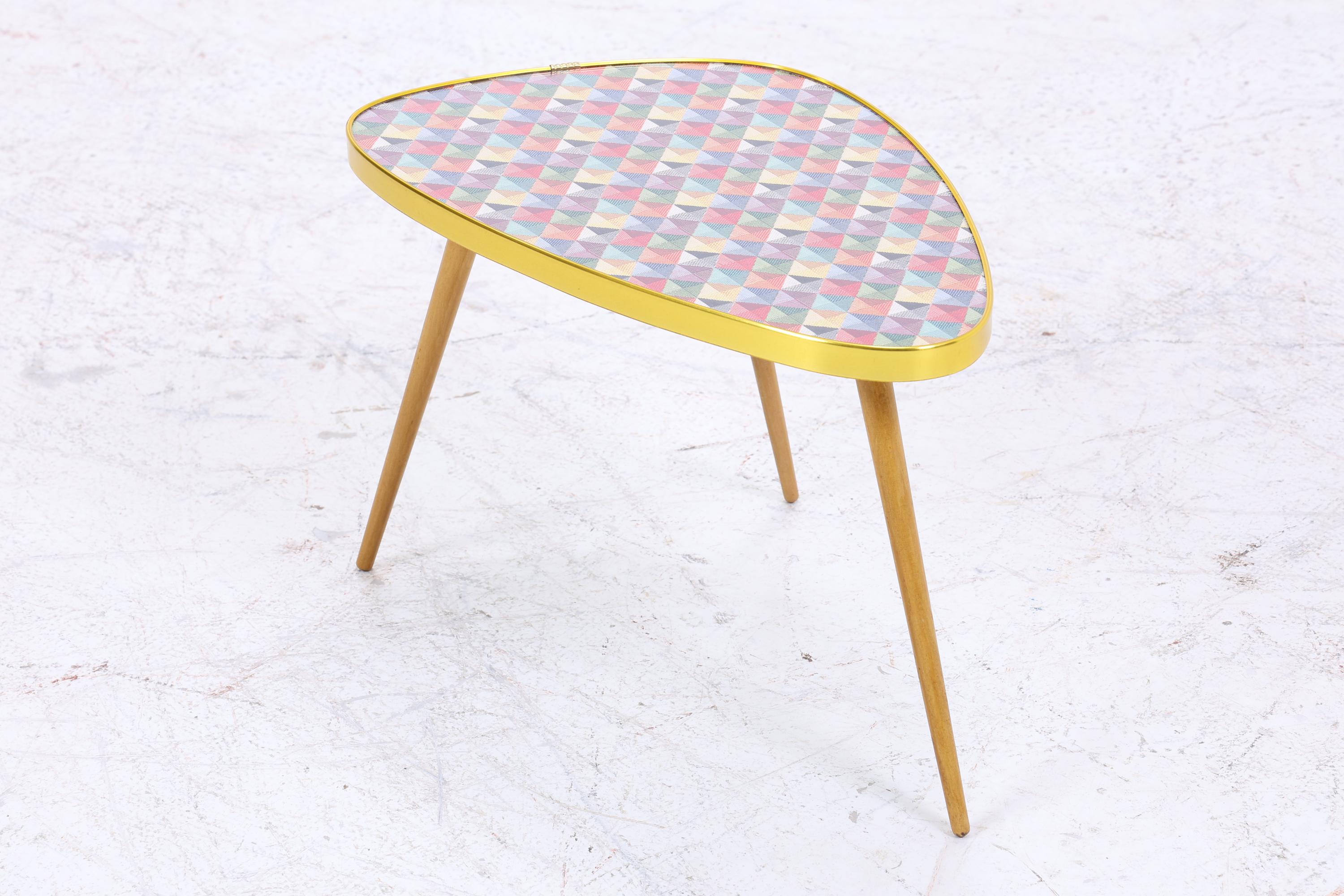Vintage Blumentisch | Mid Century Nierentisch | Beistelltisch Bunt Kariert gemustert 60er Jahre