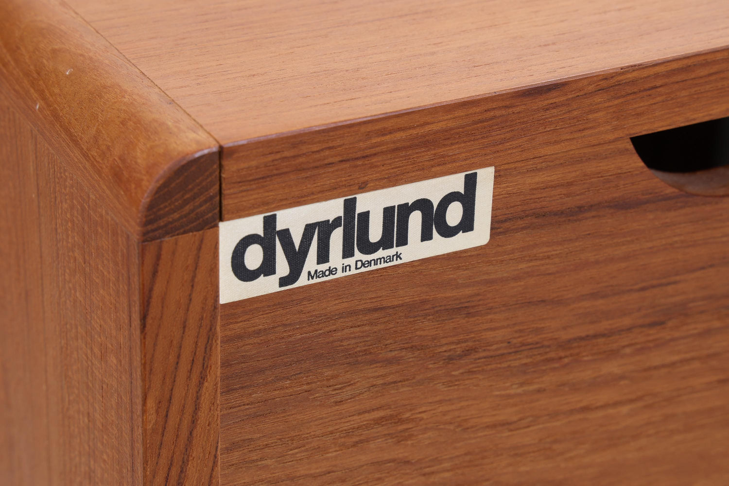 Dyrlund Teak Fernseherschrank aus den 60ern | Mid Century Schrank | Vintage Holz  Aufbewahrung