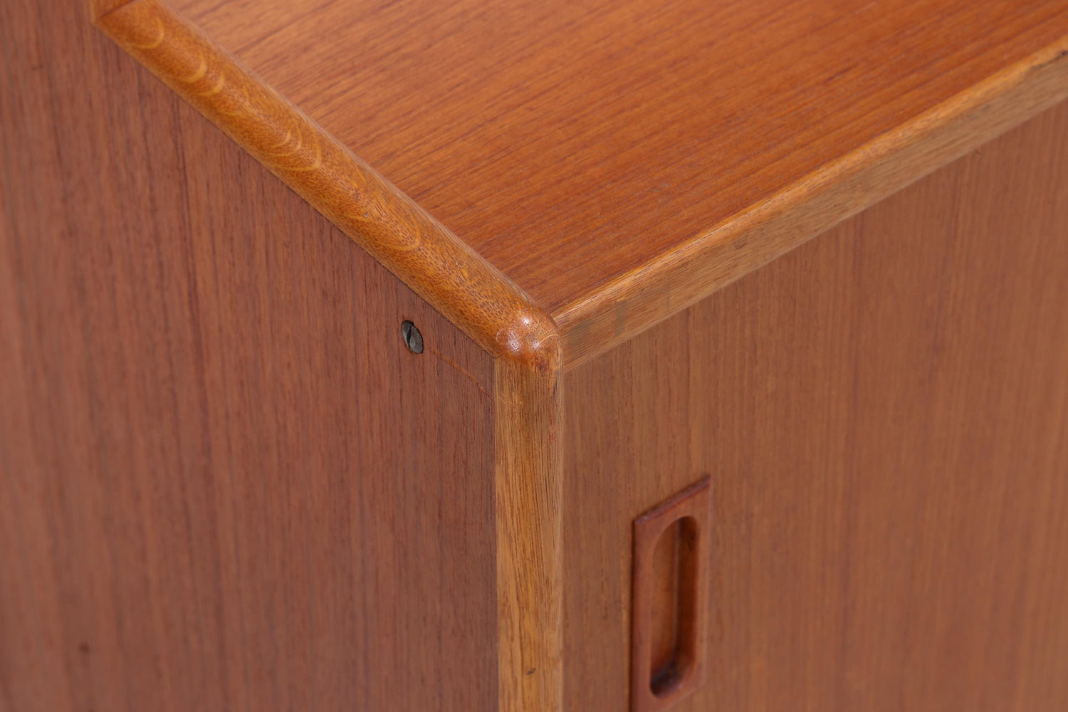 Vintage Teak Regal 60er Jahre | Mid Century Schrank mit Schiebetüren  Retro Holz Aufbewahrung