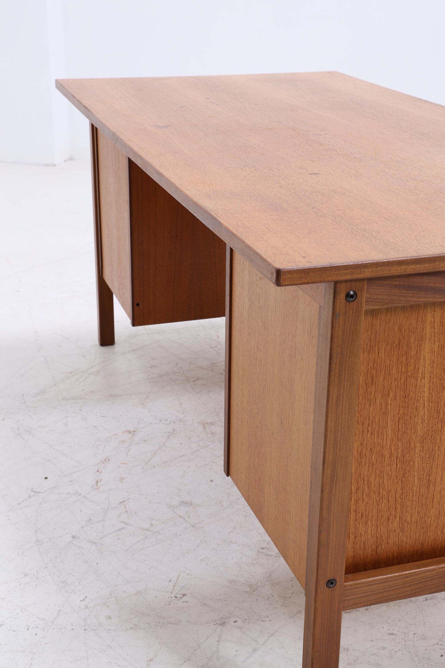 Vintage Teak Schreibtisch aus den 60ern | Mid Century Schubladen Arbeitstisch Bürotisch Tisch Retro Holz