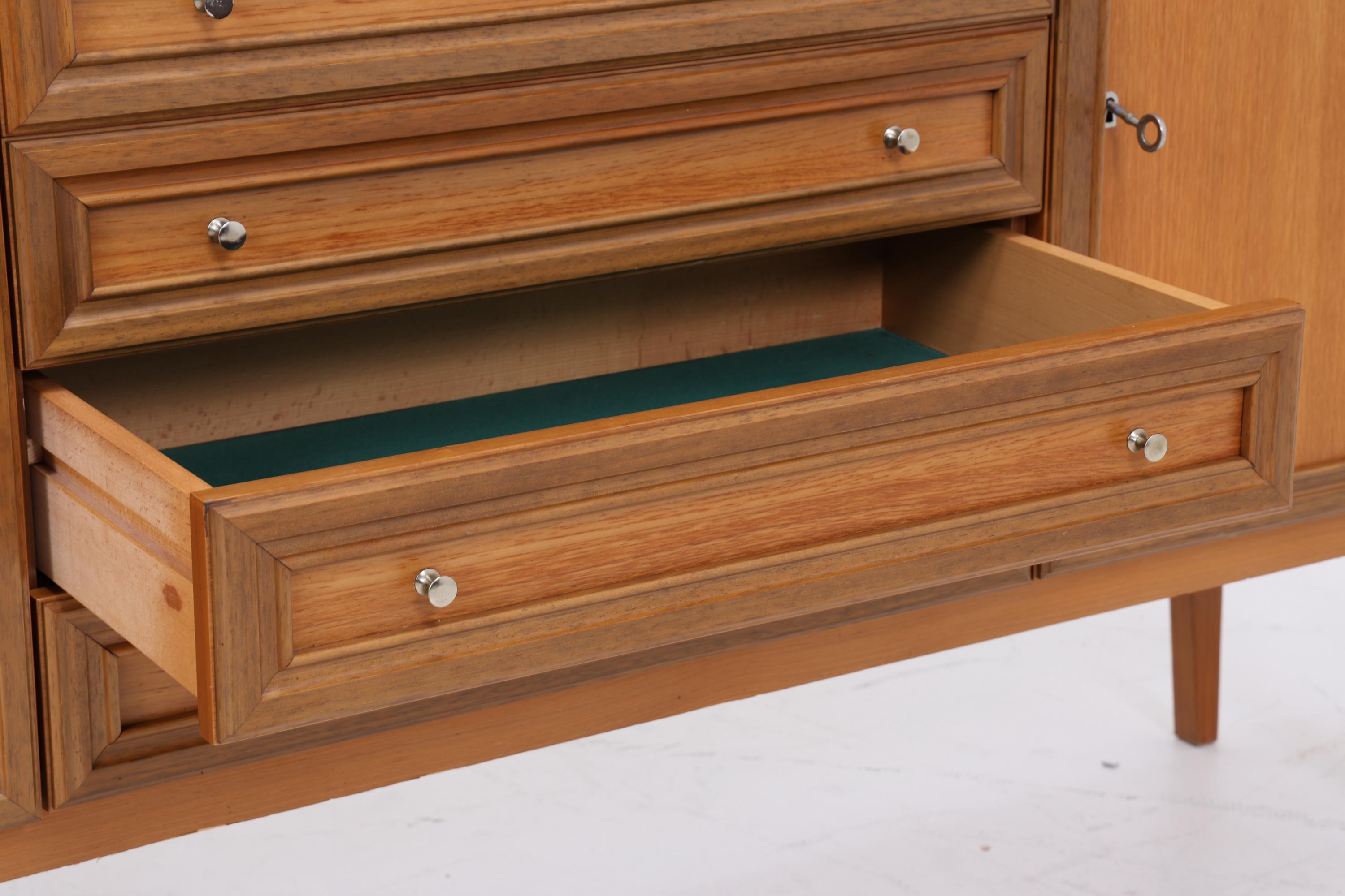 Vintage Nussbaum Sideboard 60er Jahre | Mid Century Anrichte mit Schubladen &amp; Fächern Retro Holz Aufbewahrung