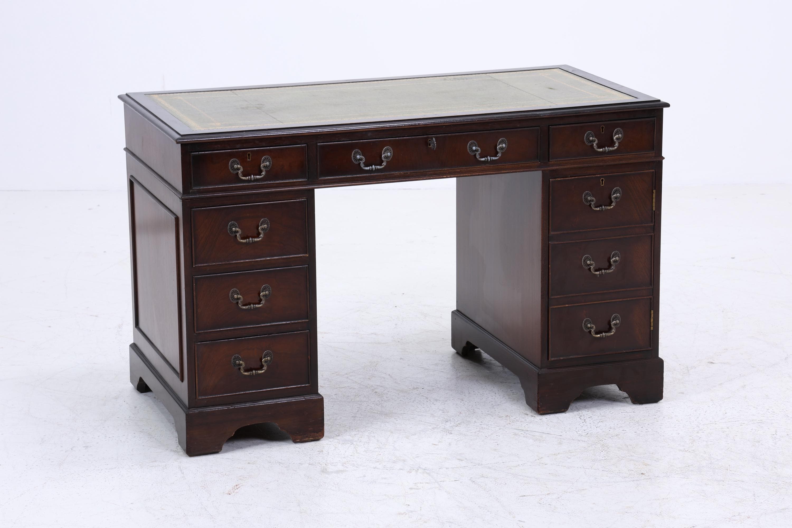 Antik Schreibtisch | Vintage Mahagoni Bürotisch | Executive Desk aus Holz | Office Furniture