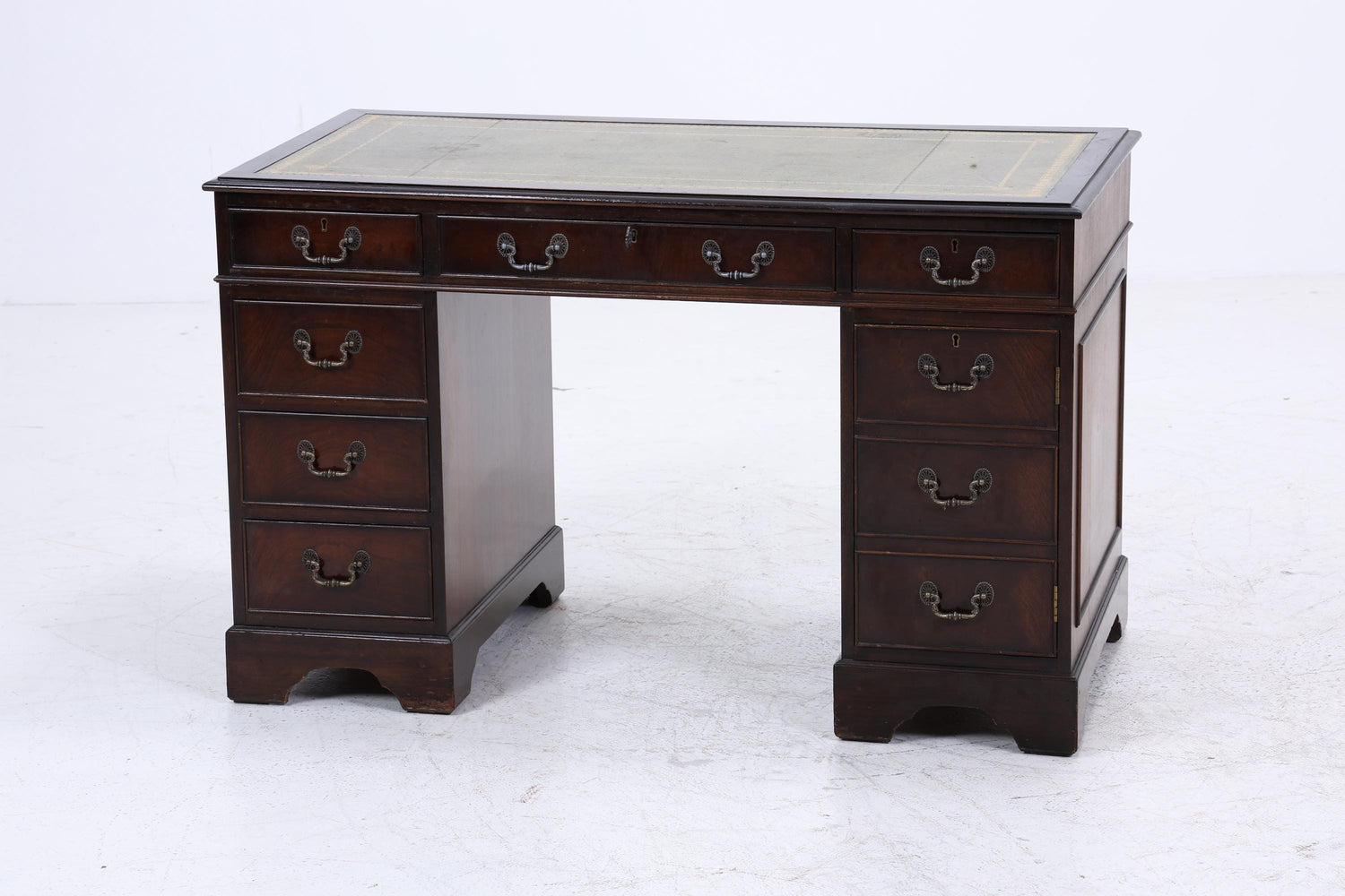 Antik Schreibtisch | Vintage Mahagoni Bürotisch | Executive Desk aus Holz | Office Furniture