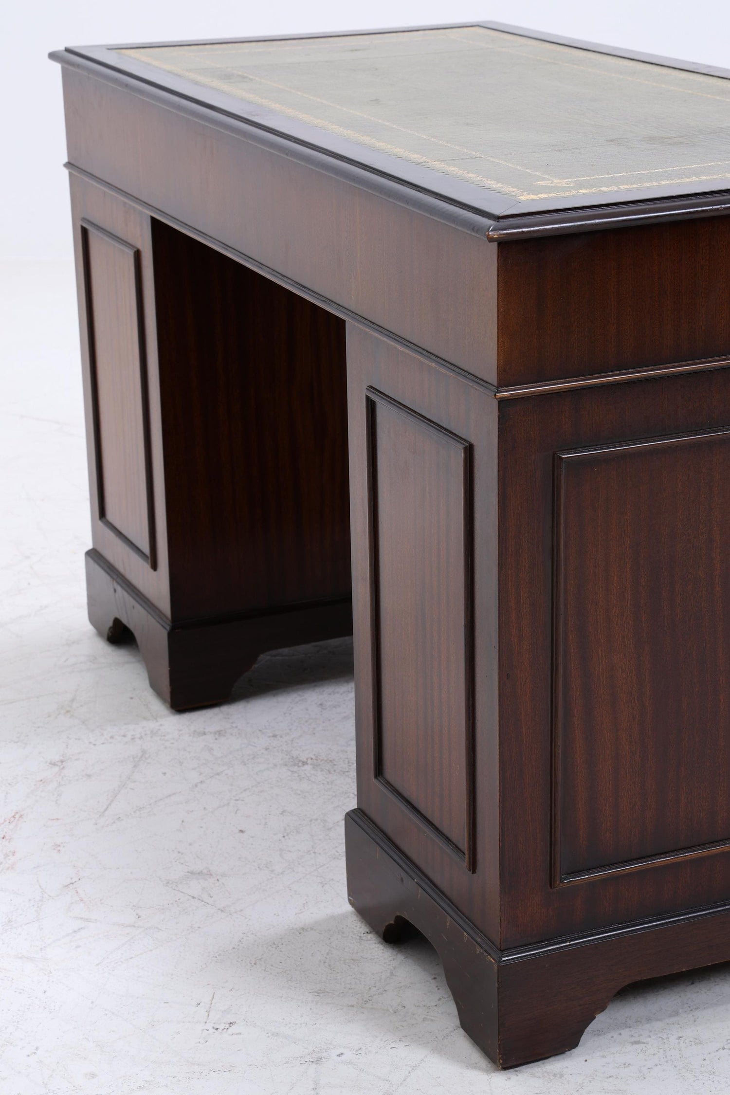 Antik Schreibtisch | Vintage Mahagoni Bürotisch | Executive Desk aus Holz | Office Furniture