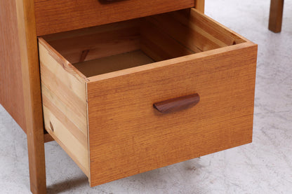 Vintage Teak Schreibtisch aus den 60ern | Mid Century Schubladen Arbeitstisch Bürotisch Tisch Retro Holz