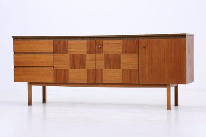 Vintage Nussbaum Sideboard 60er Jahre | Mid Century Anrichte mit Schubladen &amp; Fächern und Schachmuster Retro Holz Aufbewahrung