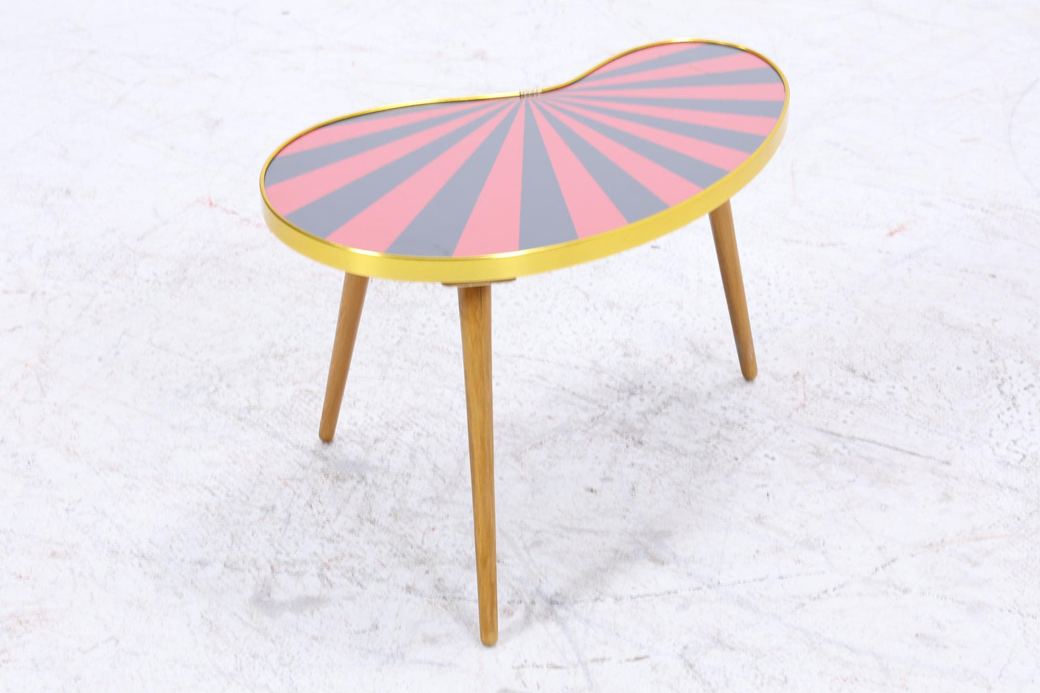 Vintage Nierentisch mit Muster | Mid Century Blumentisch | Beistelltische Schwarz Rot 60er Jahre