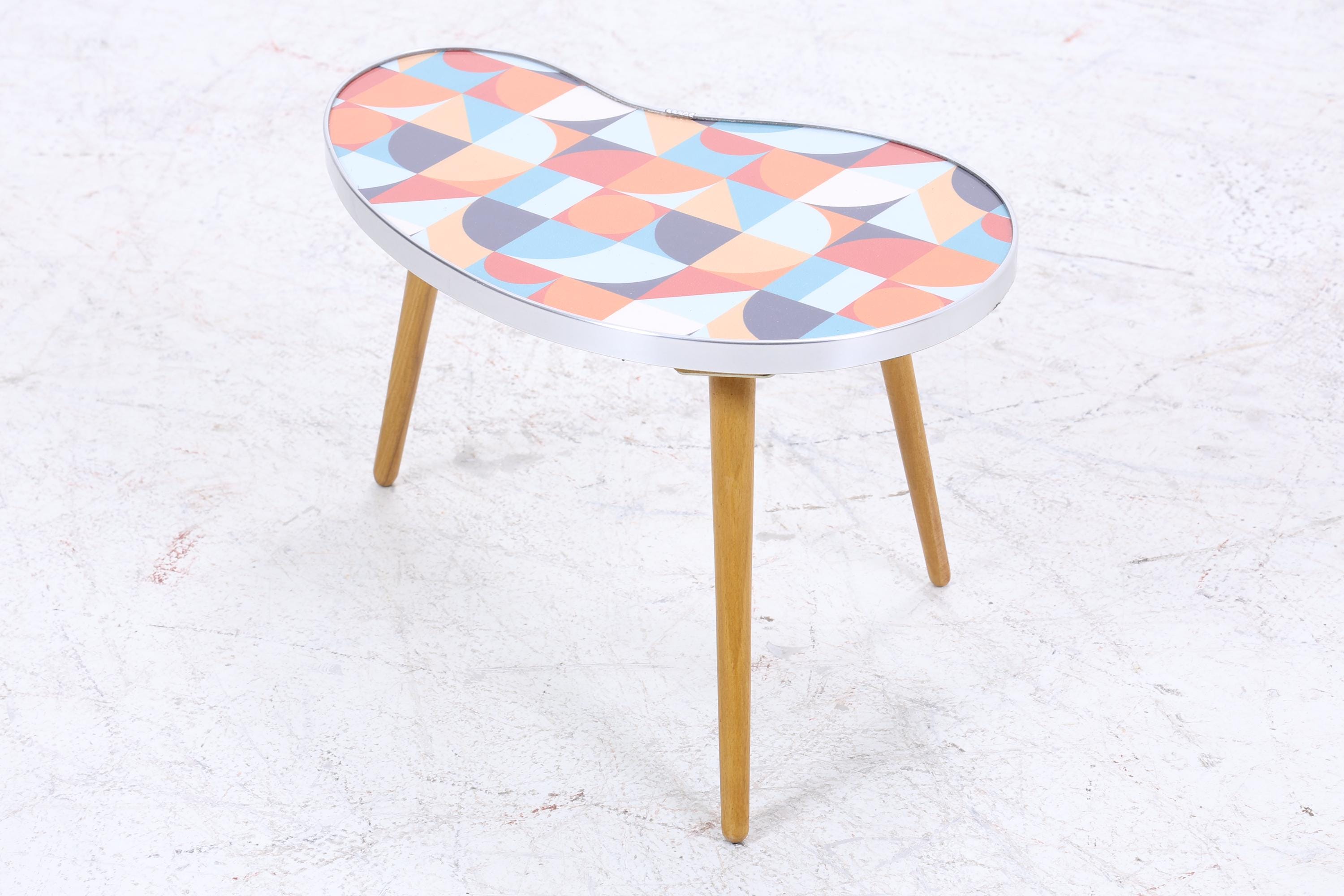 Vintage Nierentisch mit Muster | Mid Century Blumentisch | Beistelltische 60er Jahre