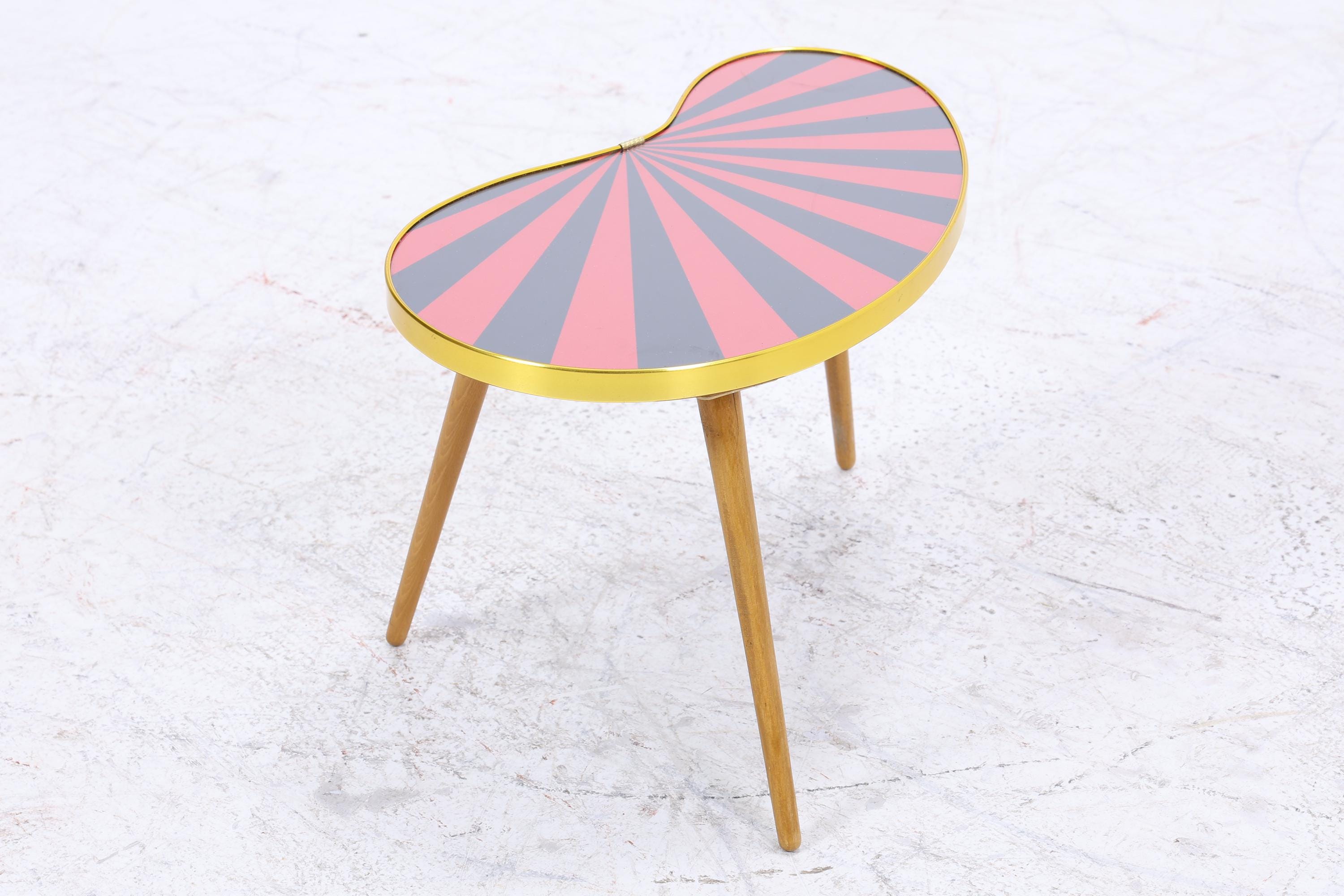 Vintage Nierentisch mit Muster | Mid Century Blumentisch | Beistelltische Schwarz Rot 60er Jahre