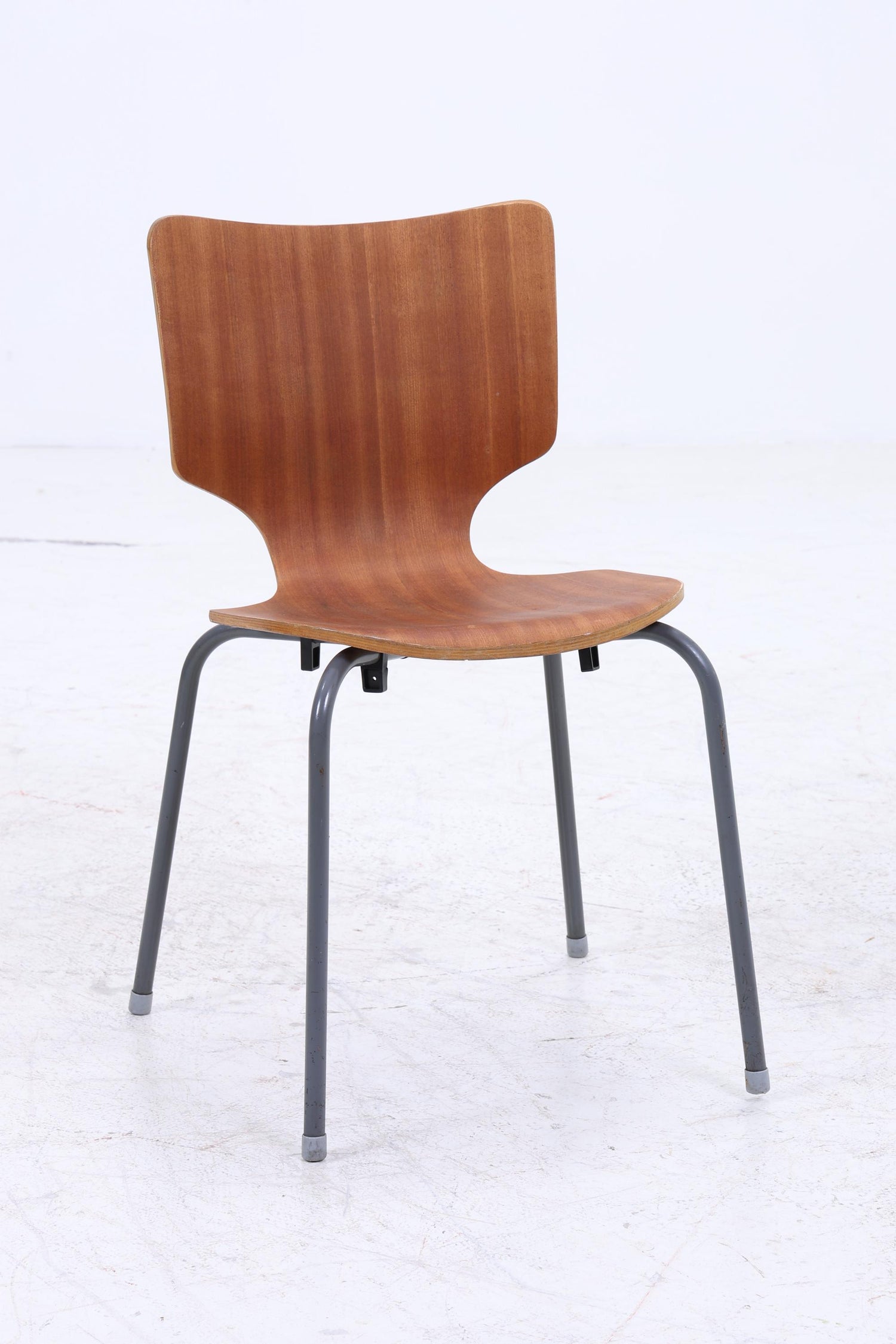 Vintage Stühle aus Schichtholz | Mid Century Stapelstuhl | Retro Stuhl