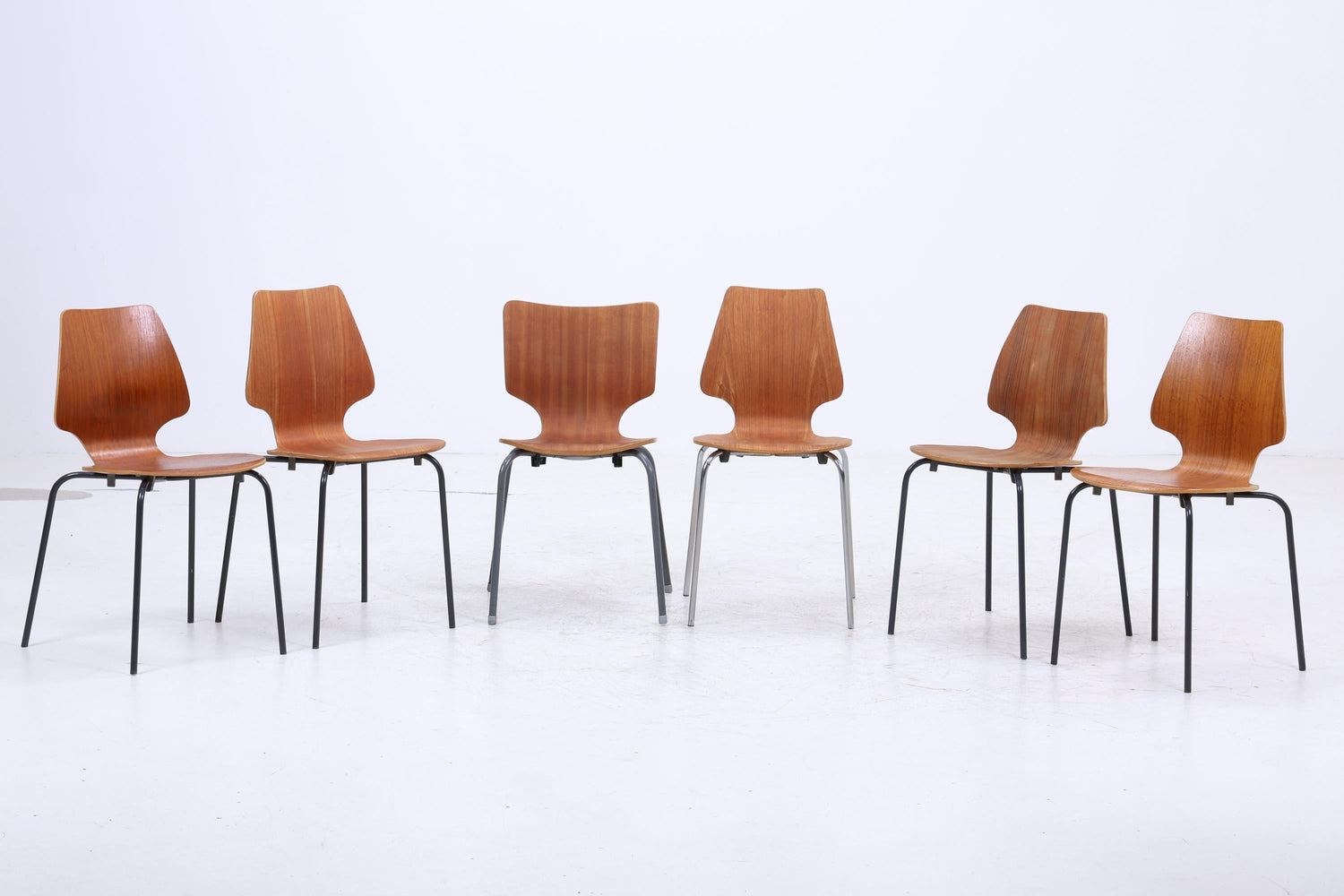 Vintage Stühle aus Schichtholz | Mid Century Stapelstuhl | Retro Stuhl