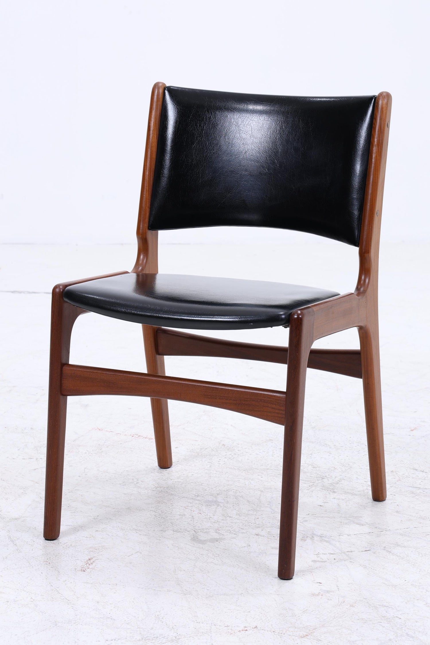 4er Set Teak Stühle von Erik Buch &quot;Modell 89&quot; | Mid Century Danish Design Leder Optik Stuhl | Vintage Designer