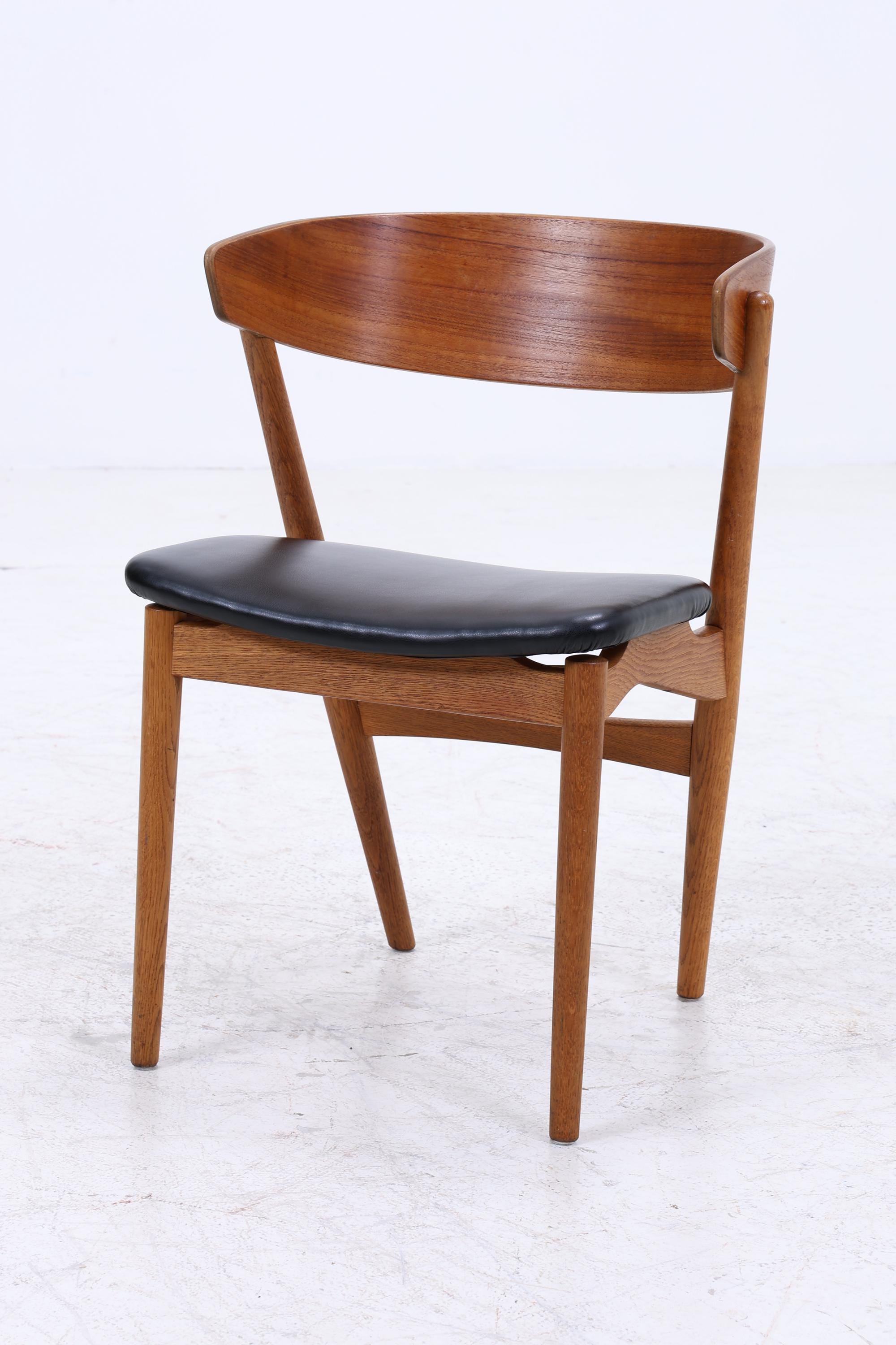 4er Set Teak Stühle von Helge Sibast "Modell 7" | Mid Century Danish Design Leder Stuhl | Vintage Designer