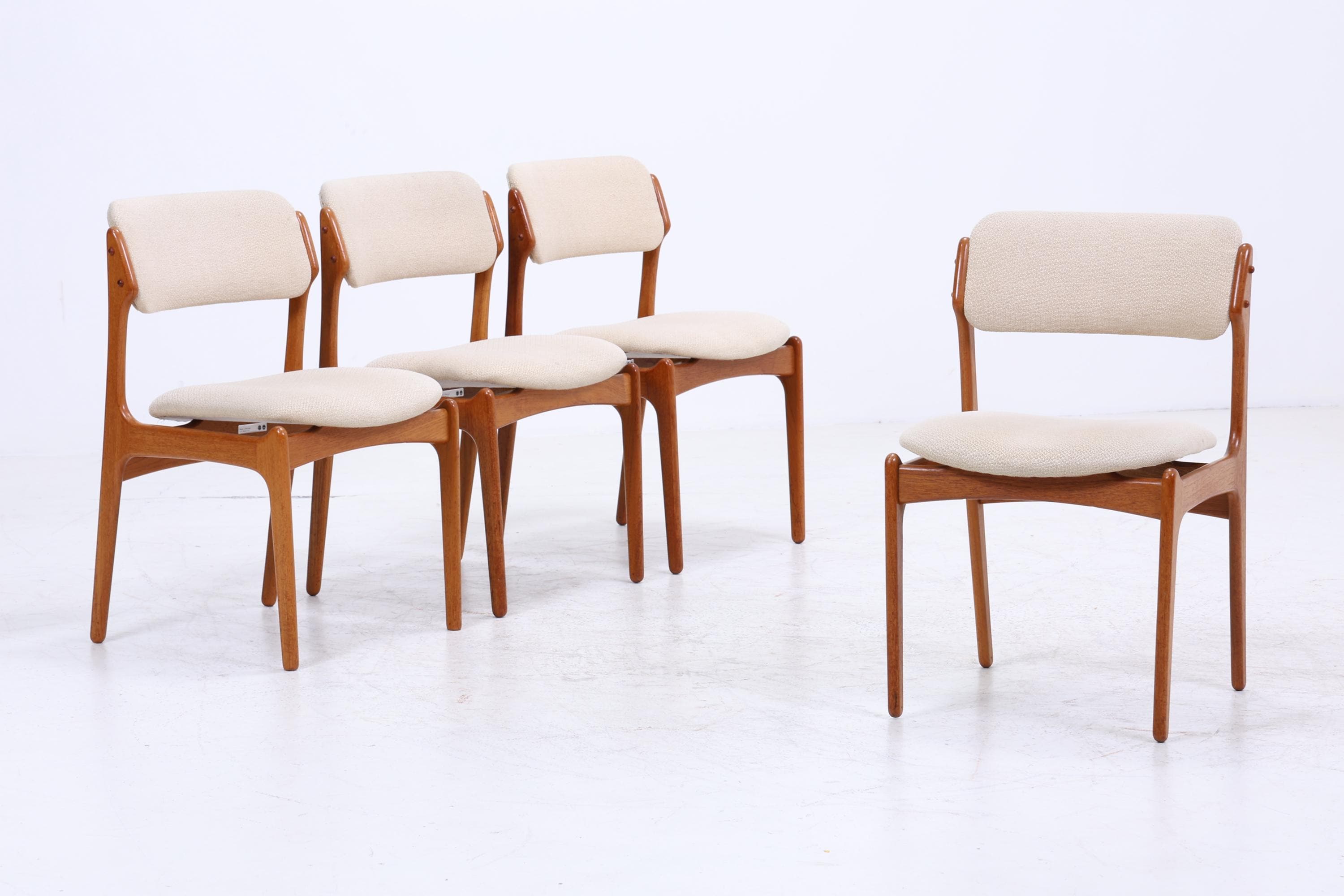 4er Set Teak Stühle von Erik Buch "Modell 49" für OD Møbler | Mid Century Danish Design Stoff Stuhl | Vintage Designer