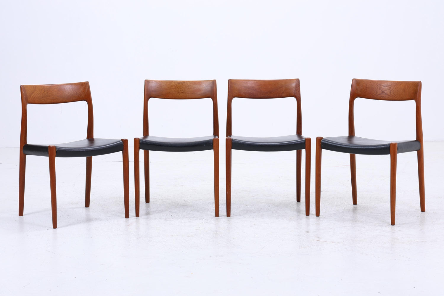 4er Set Teak Stühle von Niels Otto Møller für JL Møllers | Mid Century Danish Design Leder Stuhl | Vintage Designer