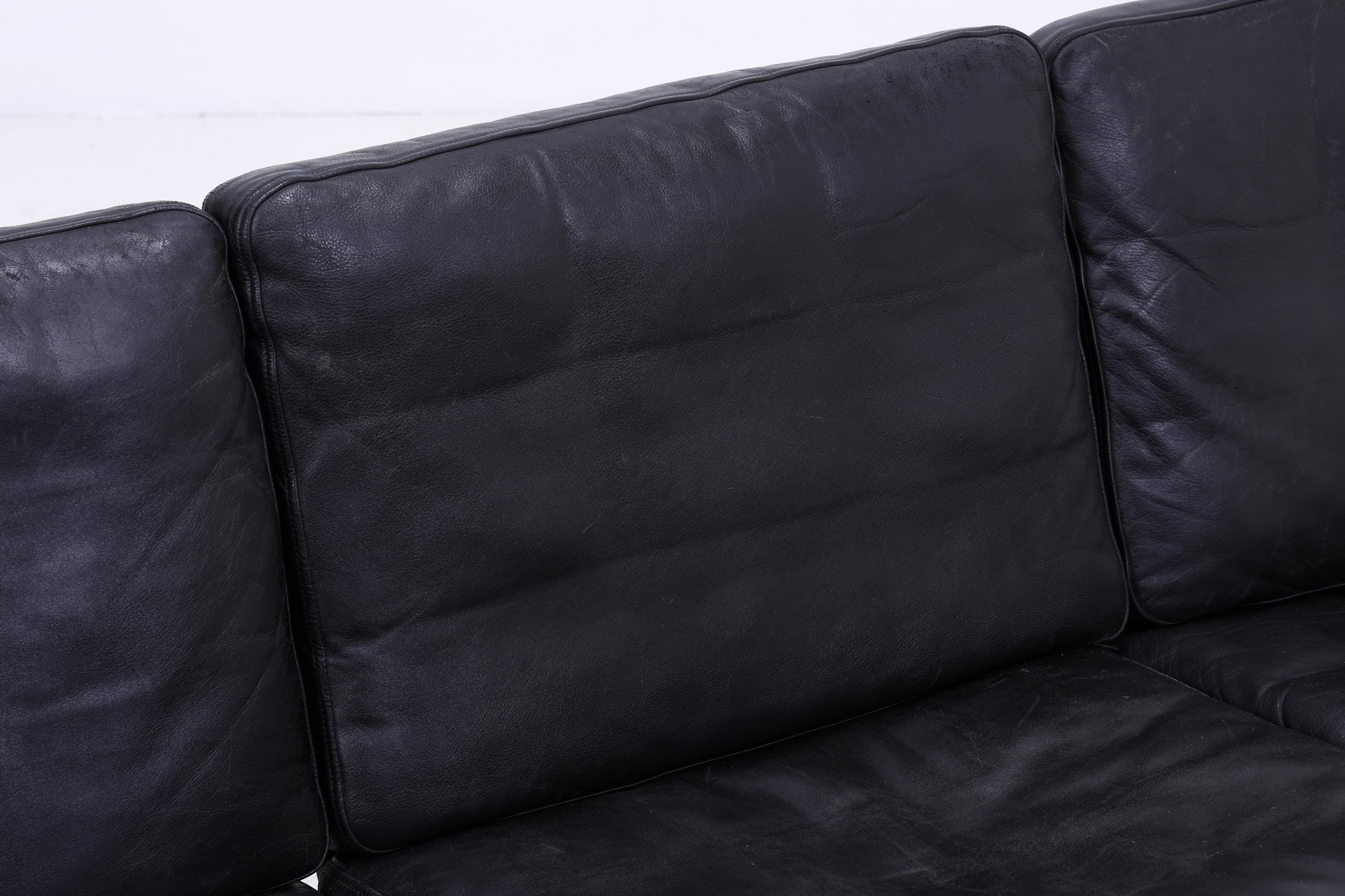 Mid Century Ledersofa von Illum Wikkelsø für Niels Eilersen / Musterring | Teak Sofa 60er Jahre