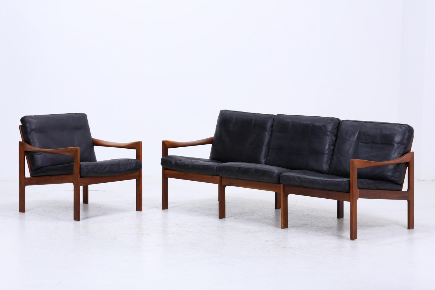 Mid Century Ledersofa von Illum Wikkelsø für Niels Eilersen / Musterring | Teak Sofa 60er Jahre
