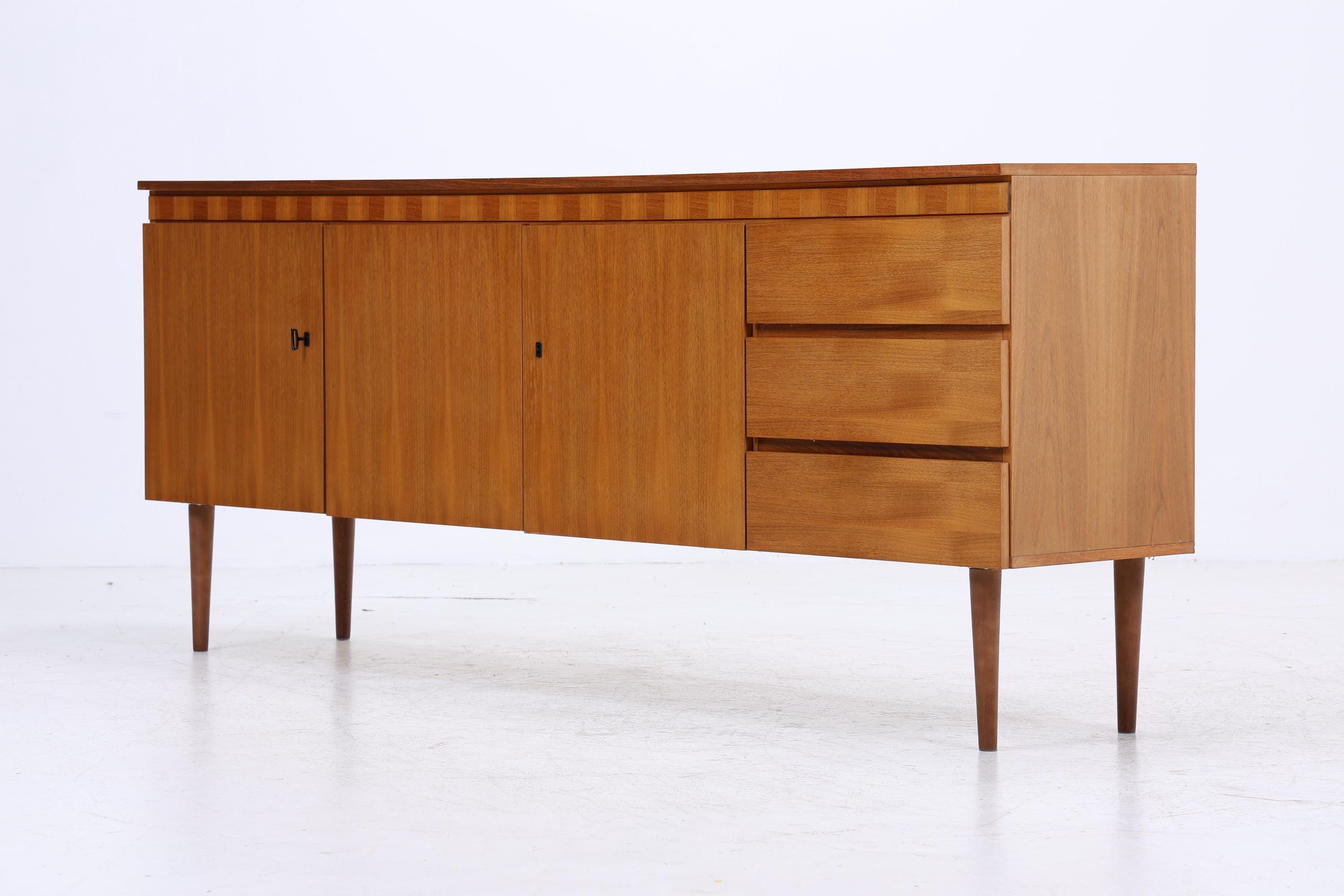 Vintage Teak Sideboard 60er Jahre | Mid Century Scandinavian Anrichte mit Schubladen &amp; Schiebetüren Holz Aufbewahrung