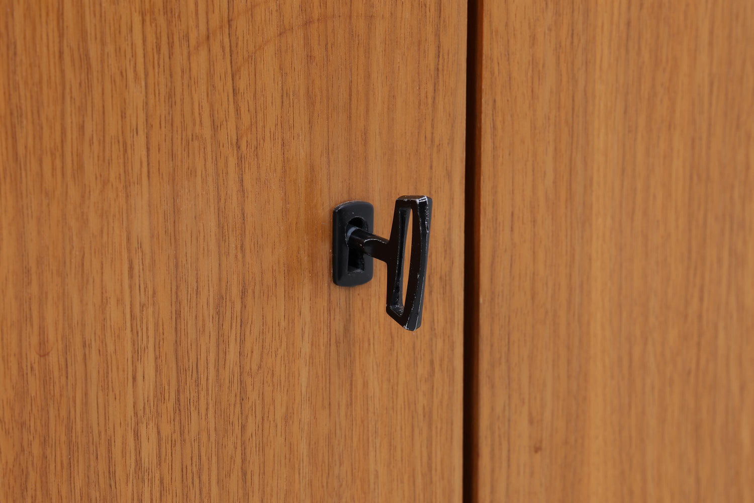 Vintage Teak Sideboard 60er Jahre | Mid Century Scandinavian Anrichte mit Schubladen &amp; Schiebetüren Holz Aufbewahrung
