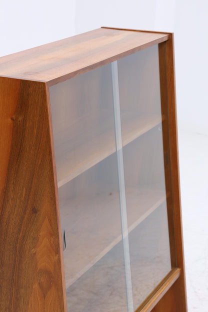 Kleines Vintage Nussbaum Bücherregal | Mid Century Vitrine | 60er Retro Holz Aufbewahrung