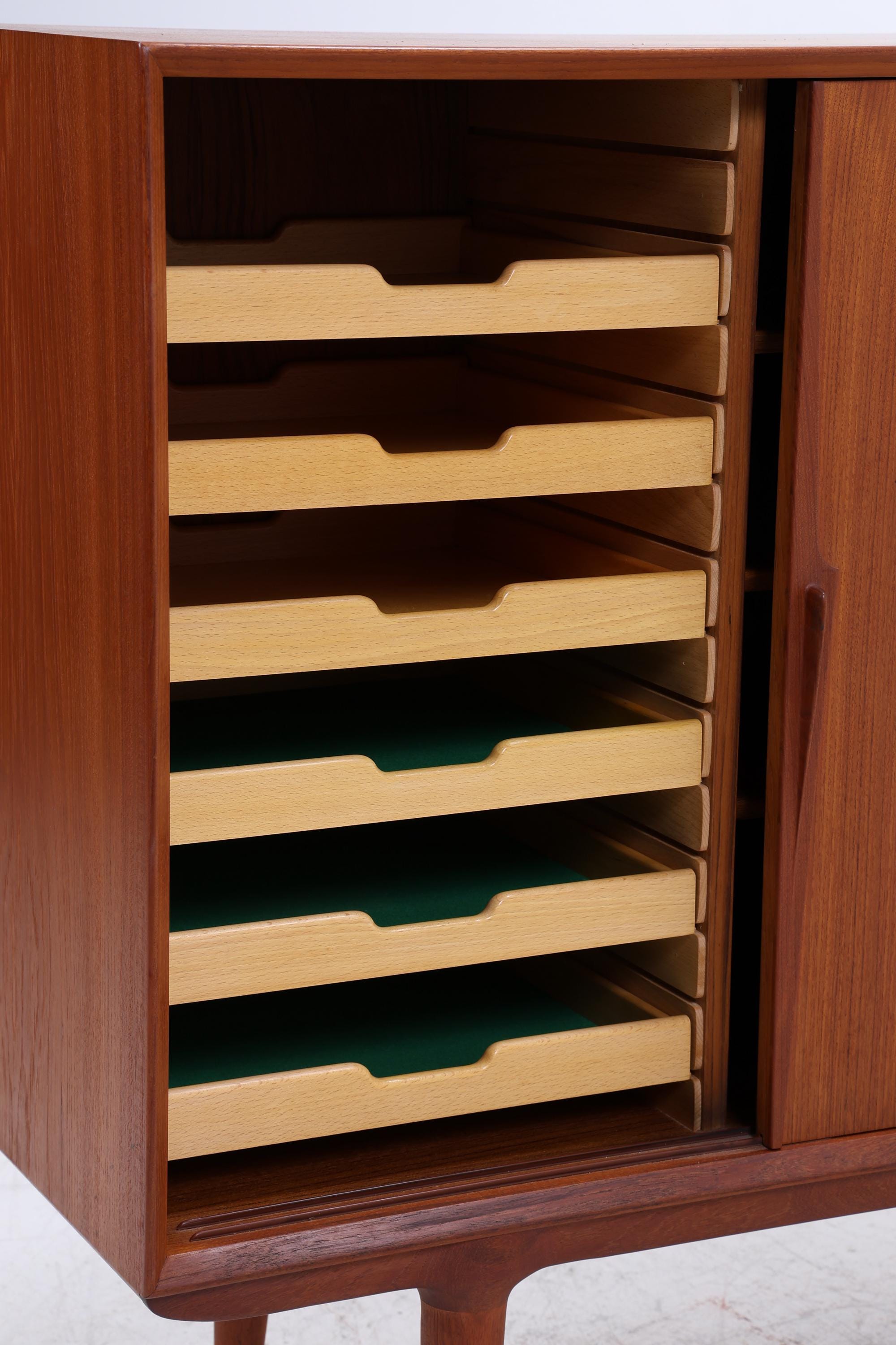 Vintage Teak Highboard von Omann Jun | Mid Century Sideboard Schubladen Schrank Holz Aufbewahrung