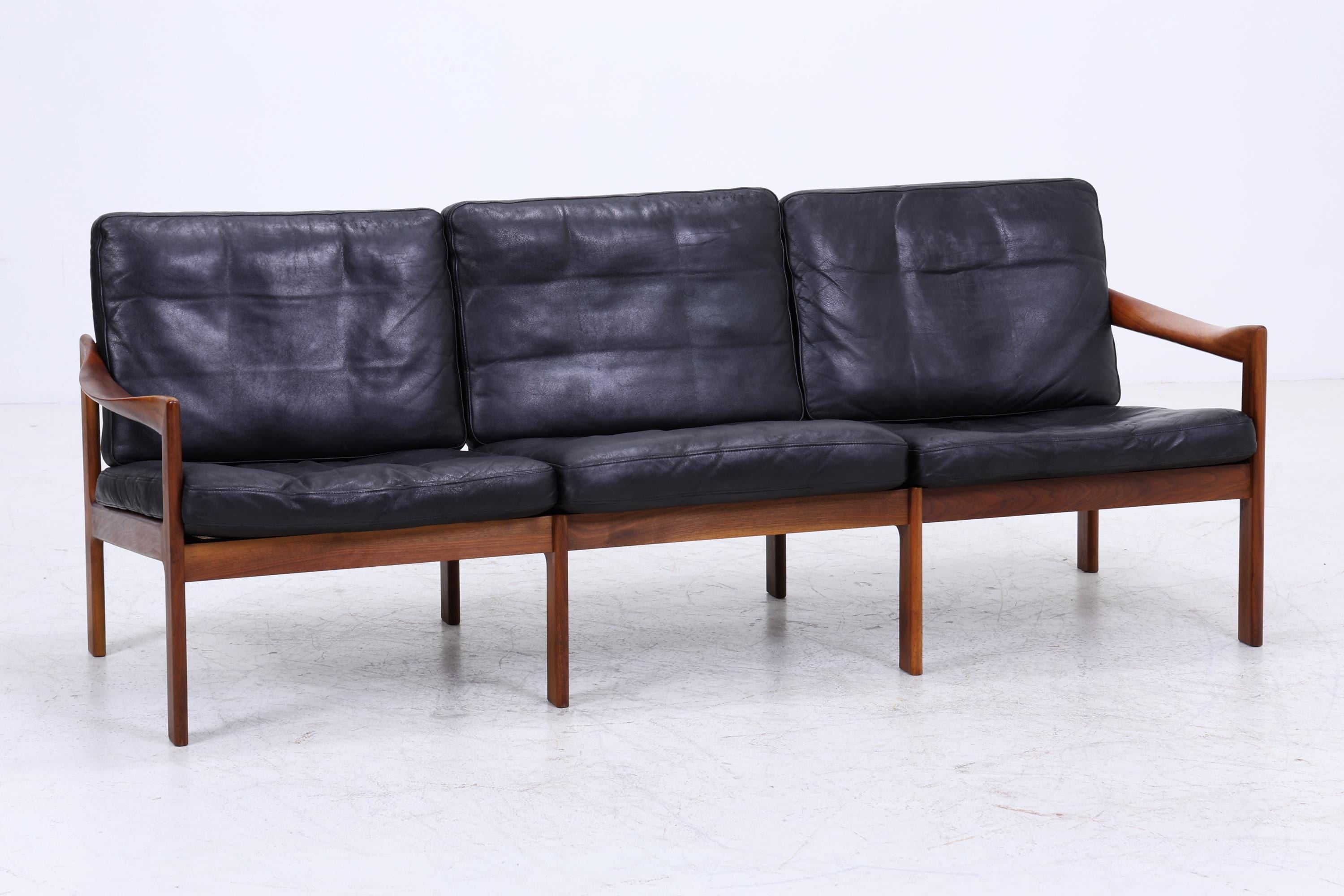 Mid Century Ledersofa von Illum Wikkelsø für Niels Eilersen / Musterring | Teak Sofa 60er Jahre