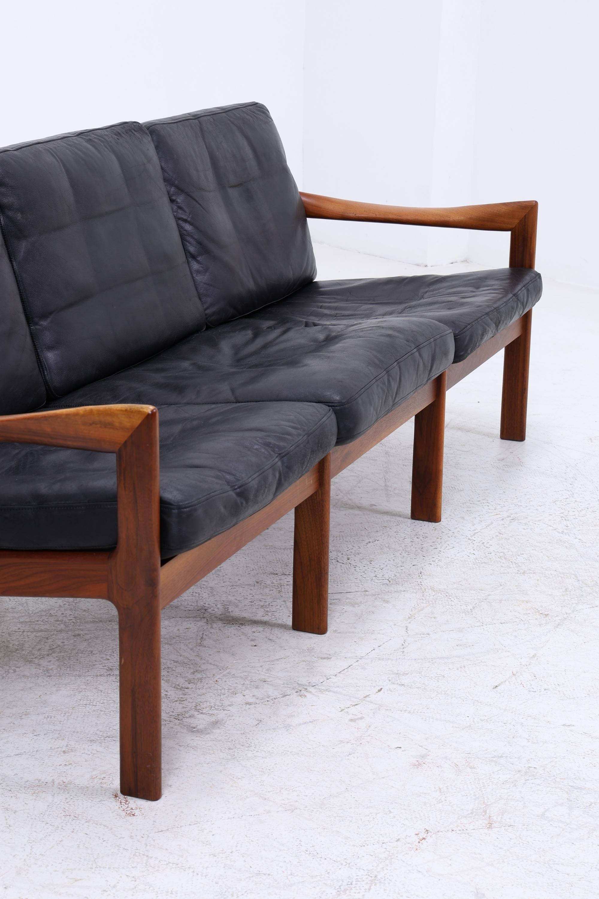 Mid Century Ledersofa von Illum Wikkelsø für Niels Eilersen / Musterring | Teak Sofa 60er Jahre
