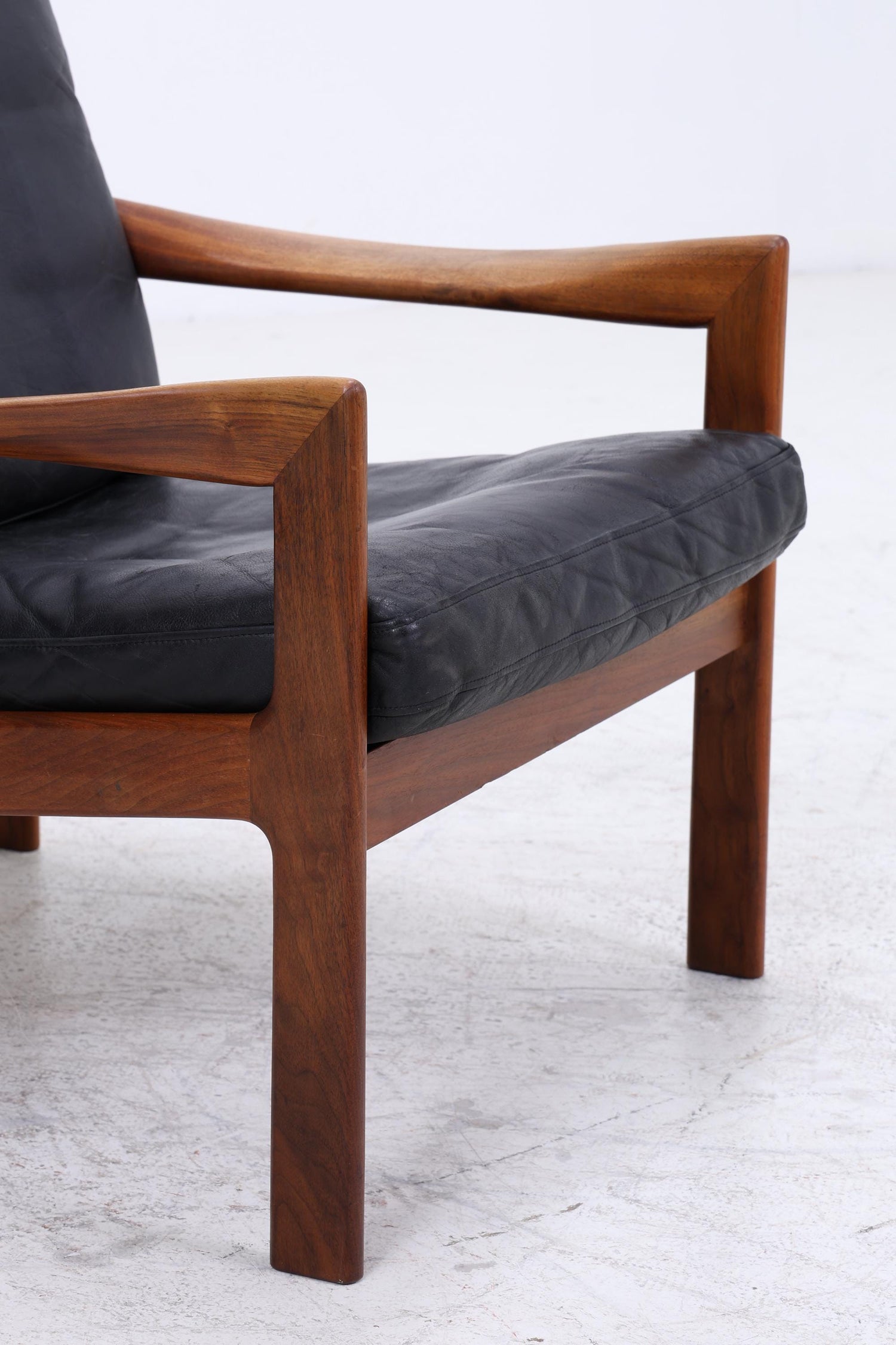 Mid Century Ledersessel von Illum Wikkelsø für Niels Eilersen / Musterring | Teak Sessel 60er Jahre