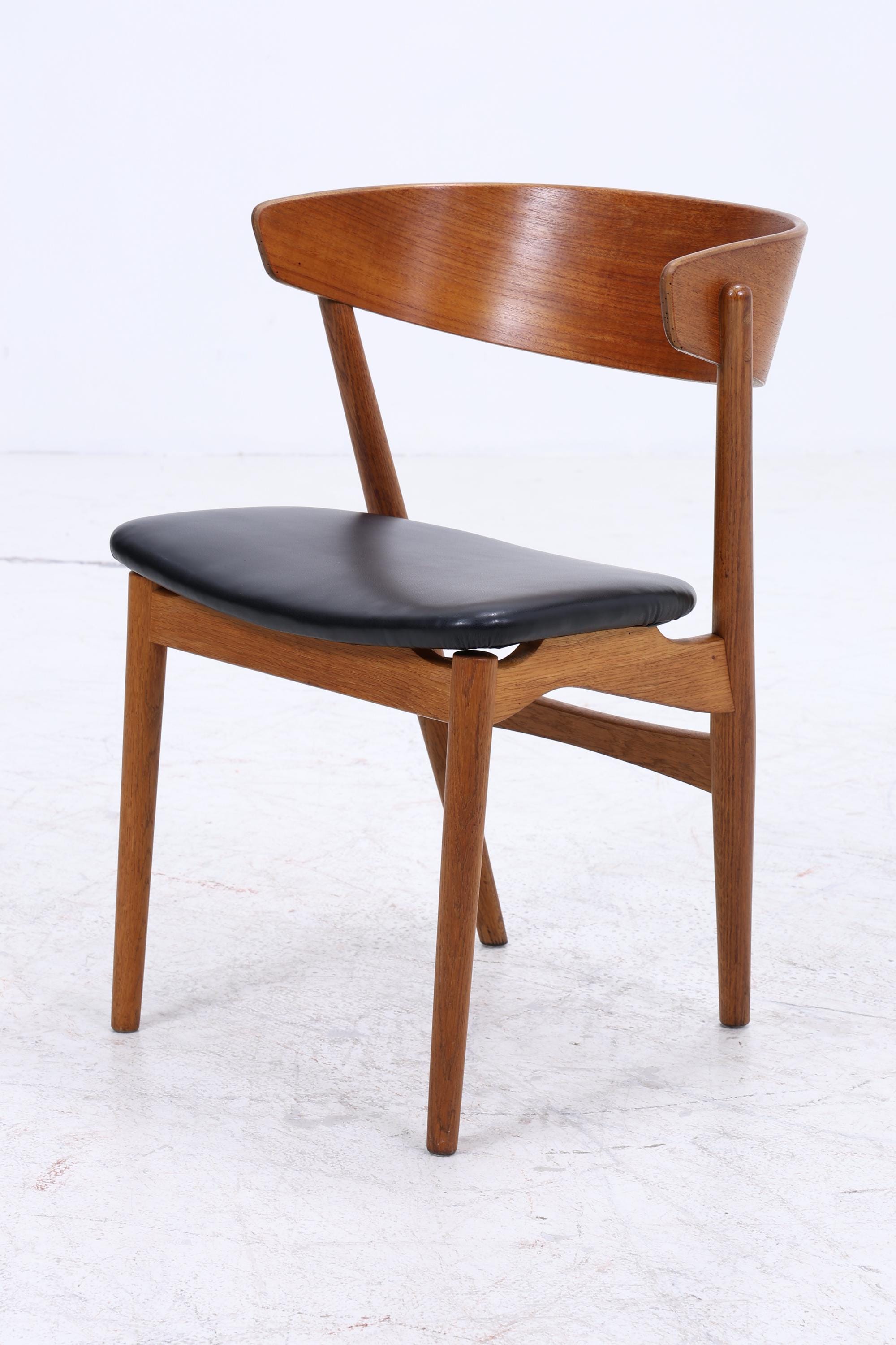 Teak Stuhl Modell 7 von Helge Sibast | Danish Mid Century Design Lederstuhl