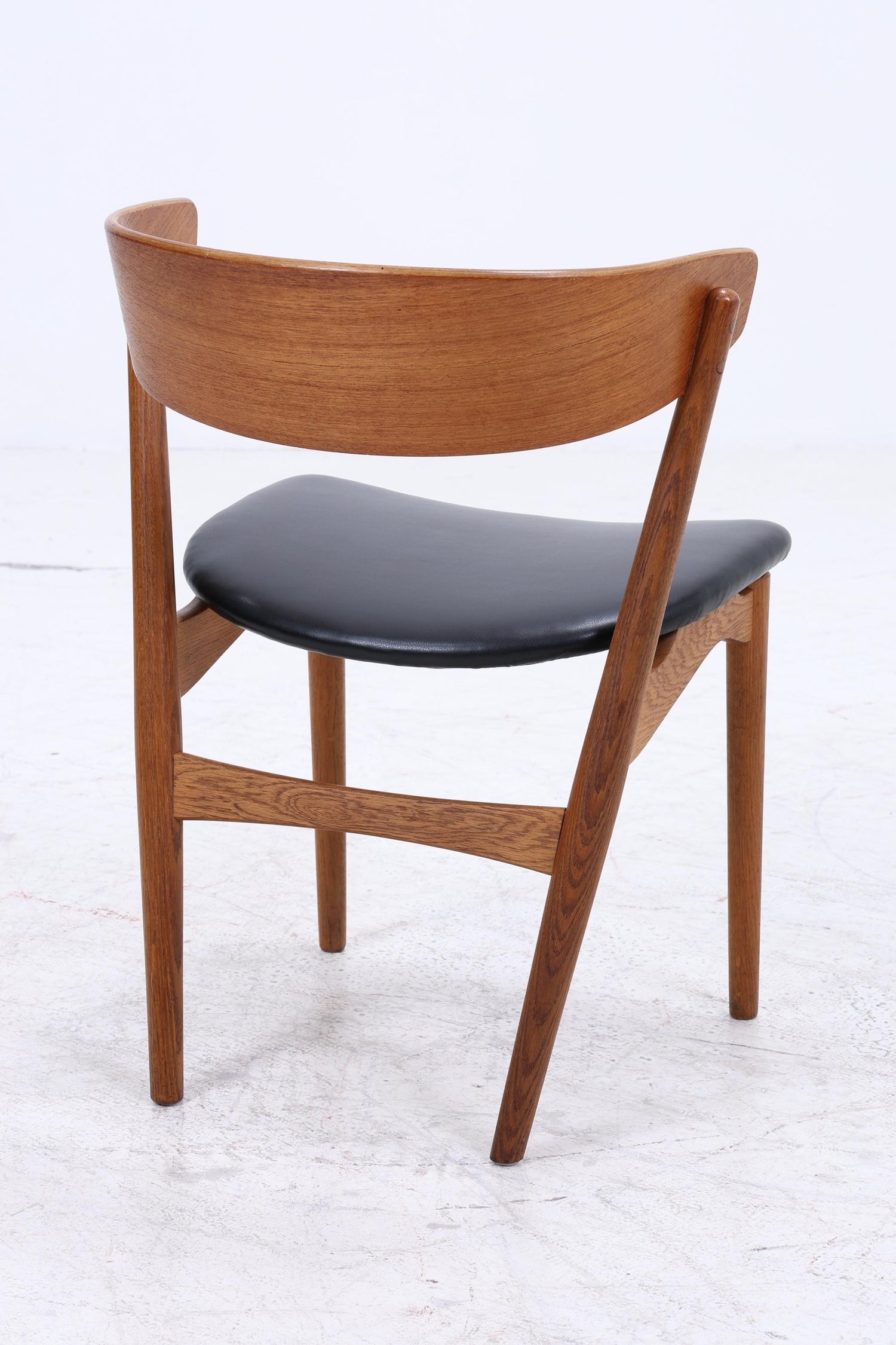 Teak Stuhl Modell 7 von Helge Sibast | Danish Mid Century Design Lederstuhl